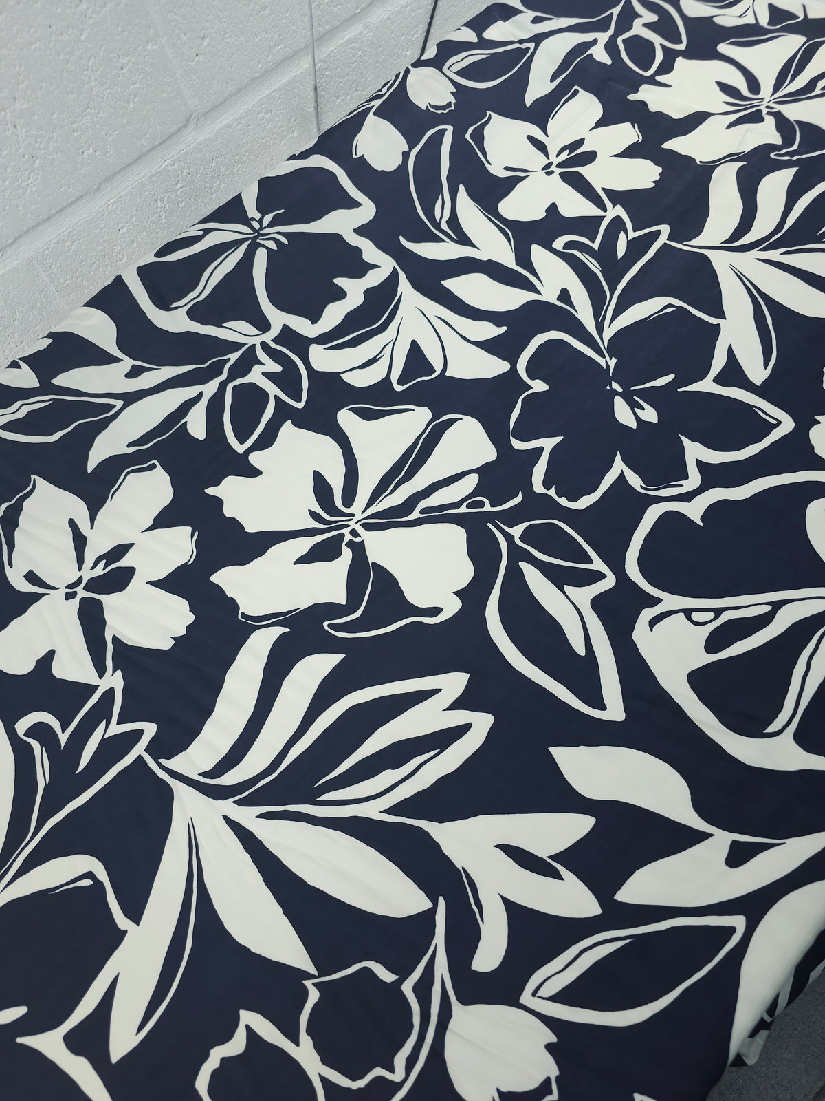 Navy/Ivory Large Sketch Flower Viscose Satin