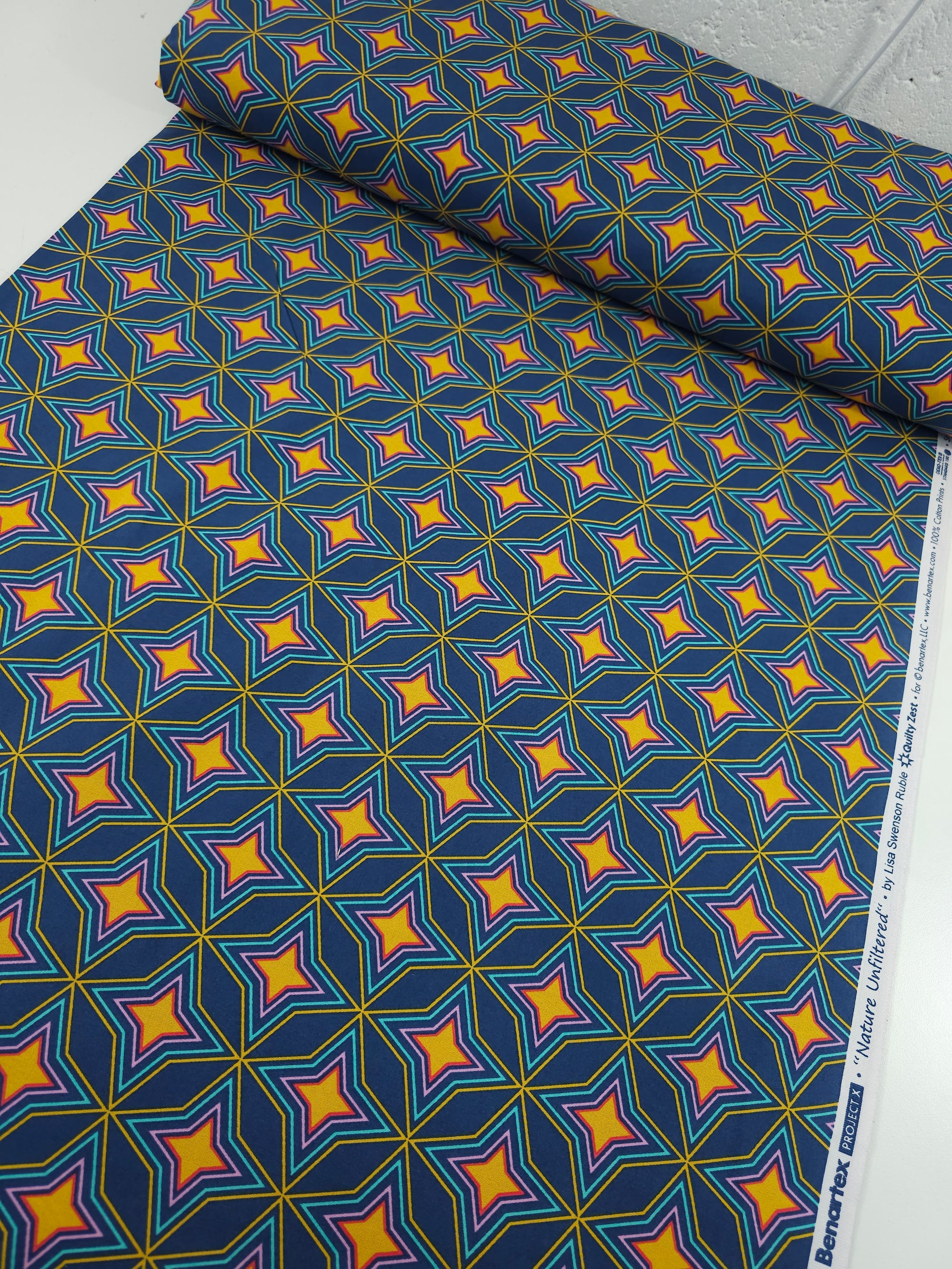 Geometric Diamond Star 100% Cotton - Benartex