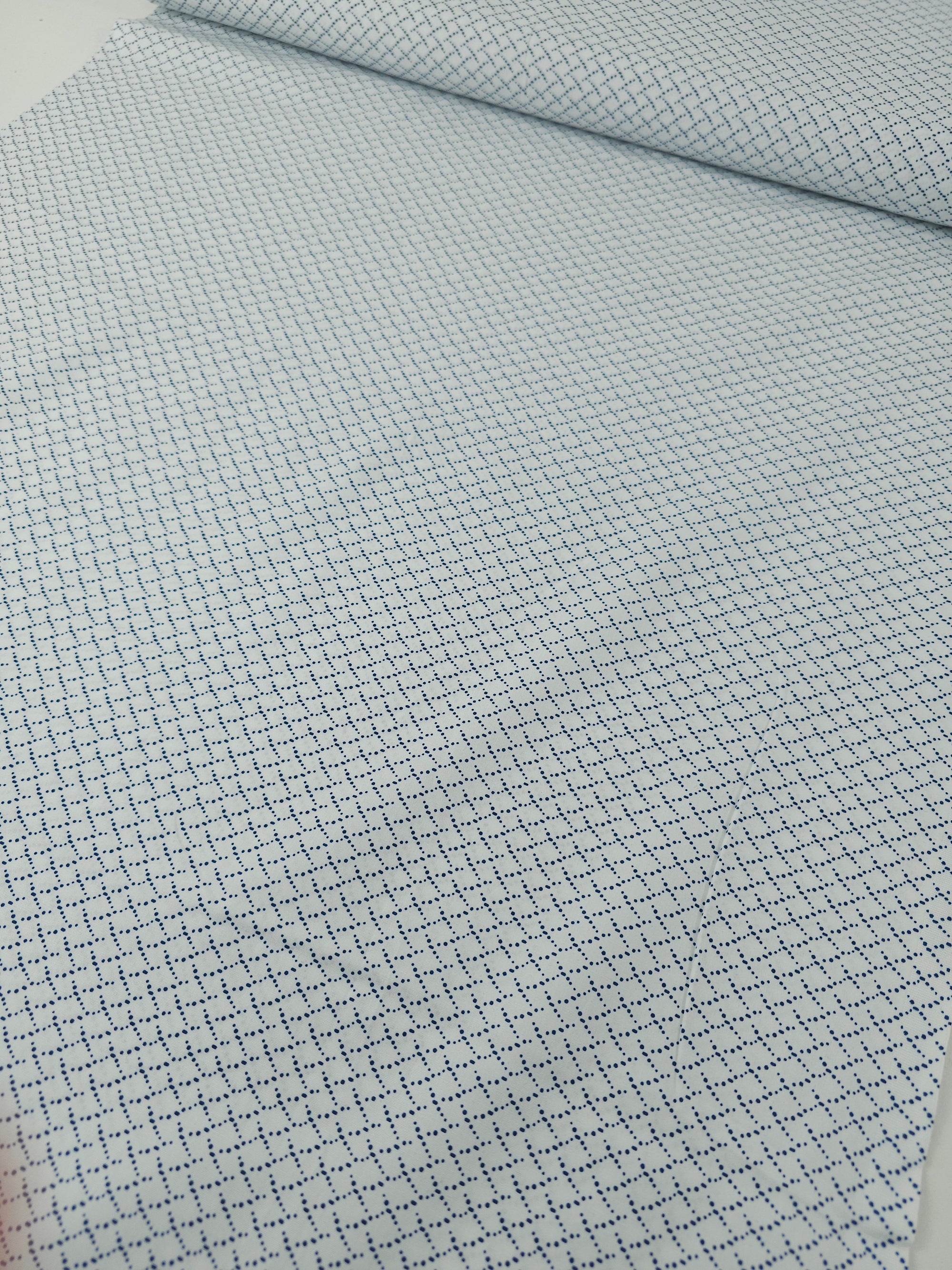 Dotted Scale 100% Cotton
