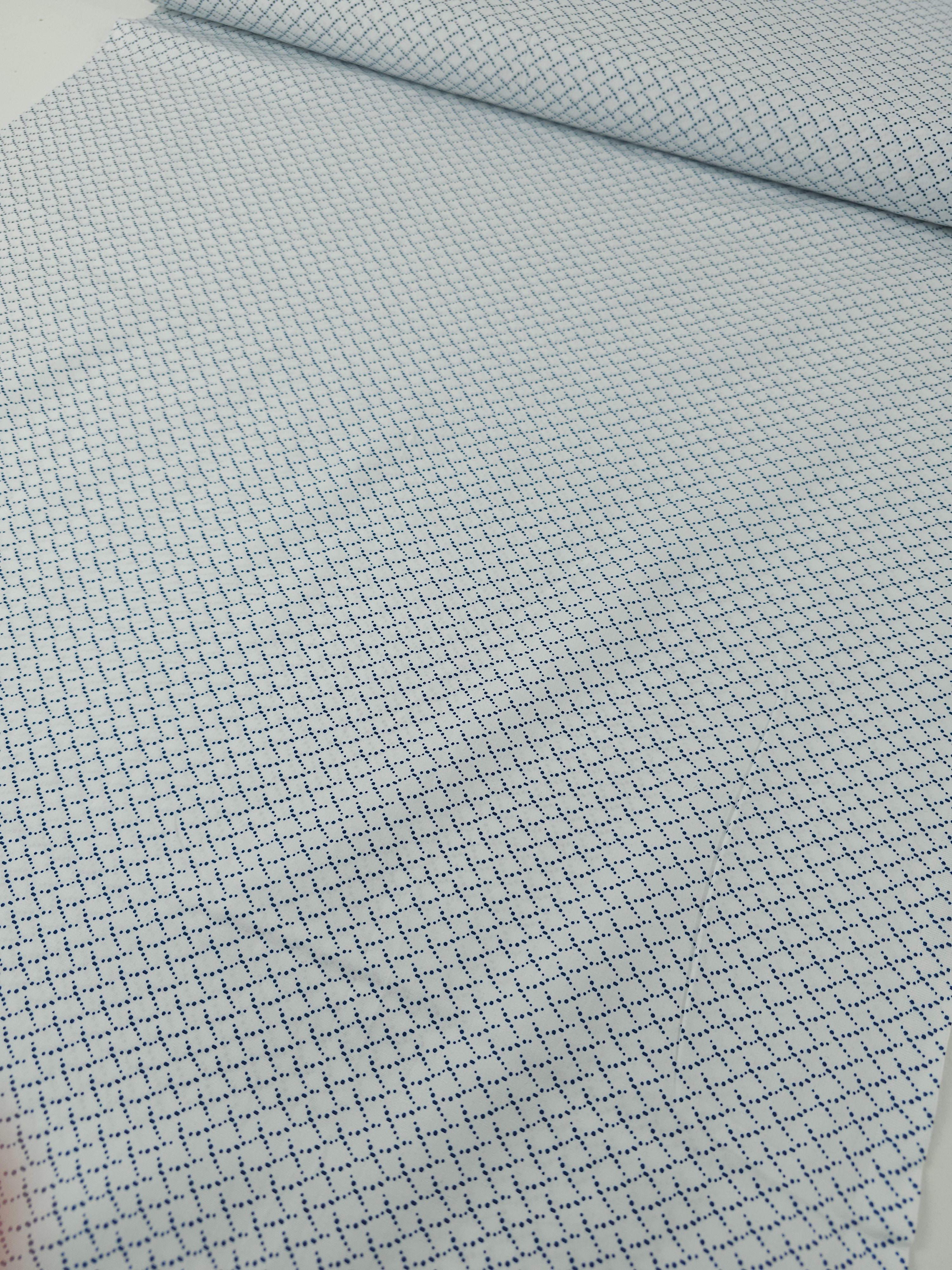 Dotted Scale 100% Cotton