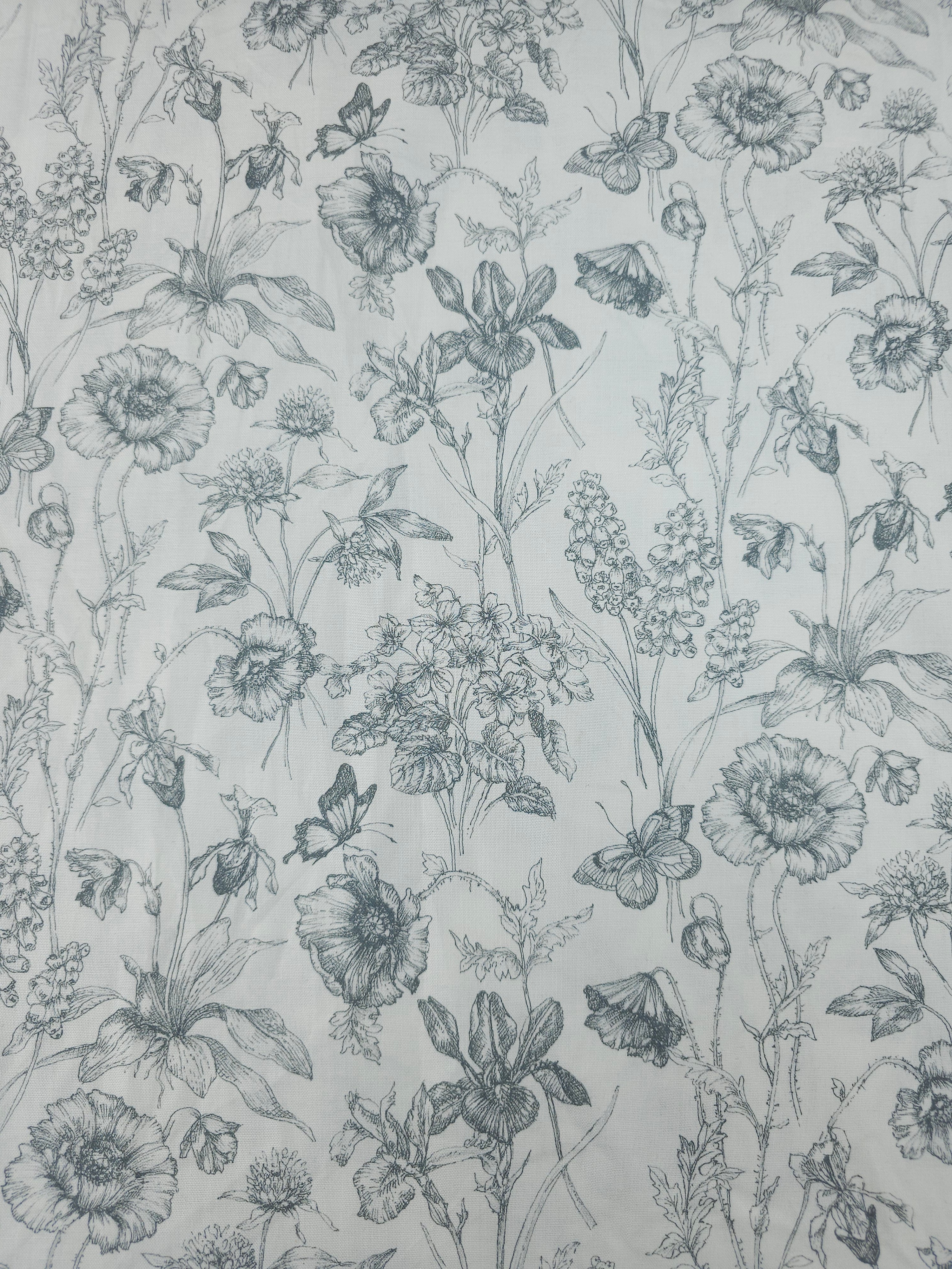 White/Grey Vintage Sketch Garden 100% Cotton
