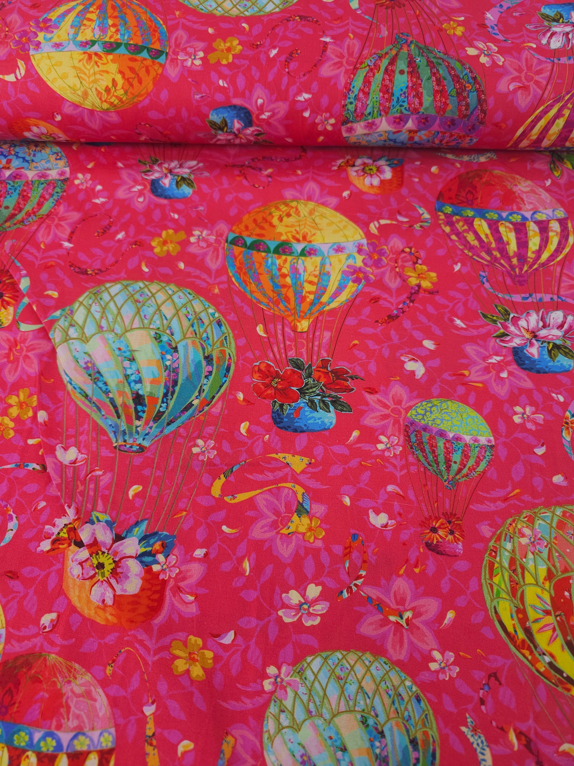 Hot Pink Air Balloon Festival 100% Cotton - Odile Bailloeul