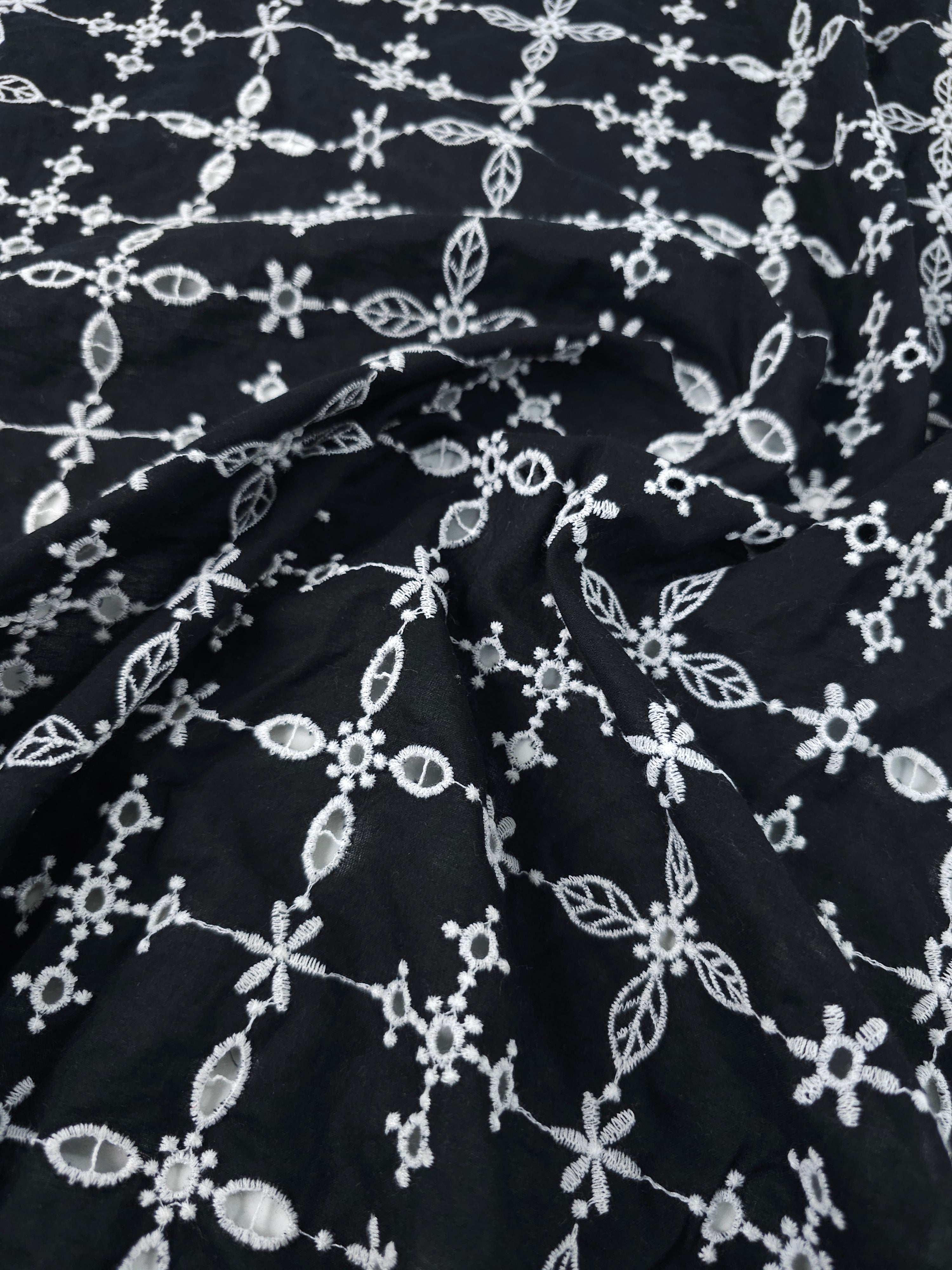 Black/White Damask Grid Fine Cotton Poplin Broderie Anglaise