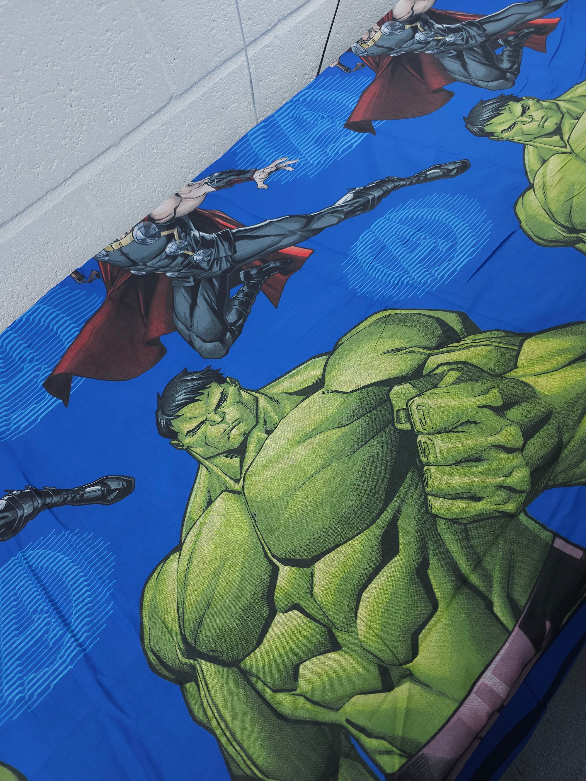 Avengers Legends 100% Cotton 114" *EXTRA WIDE*