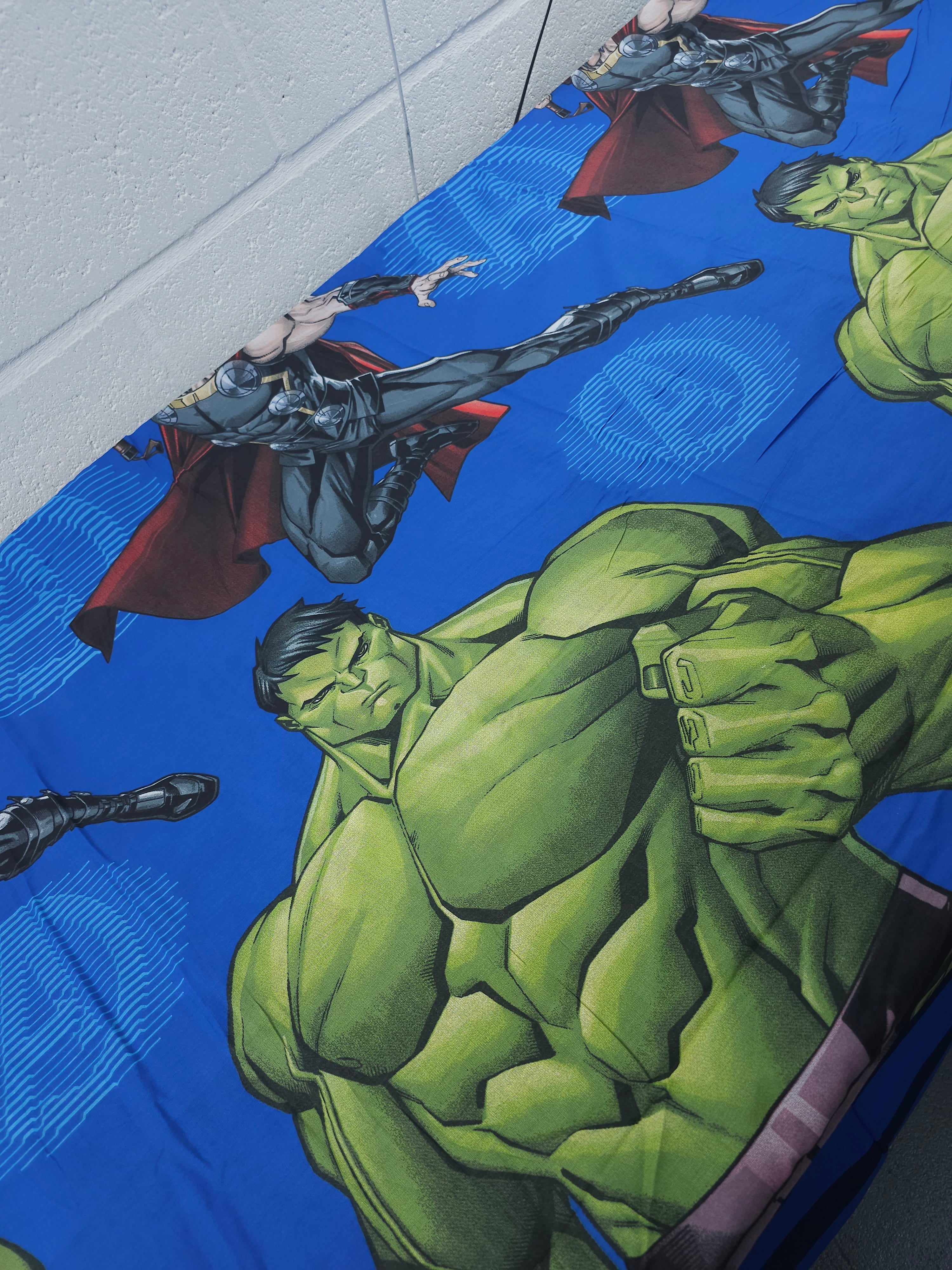 Avengers Legends 100% Cotton 114" *EXTRA WIDE*