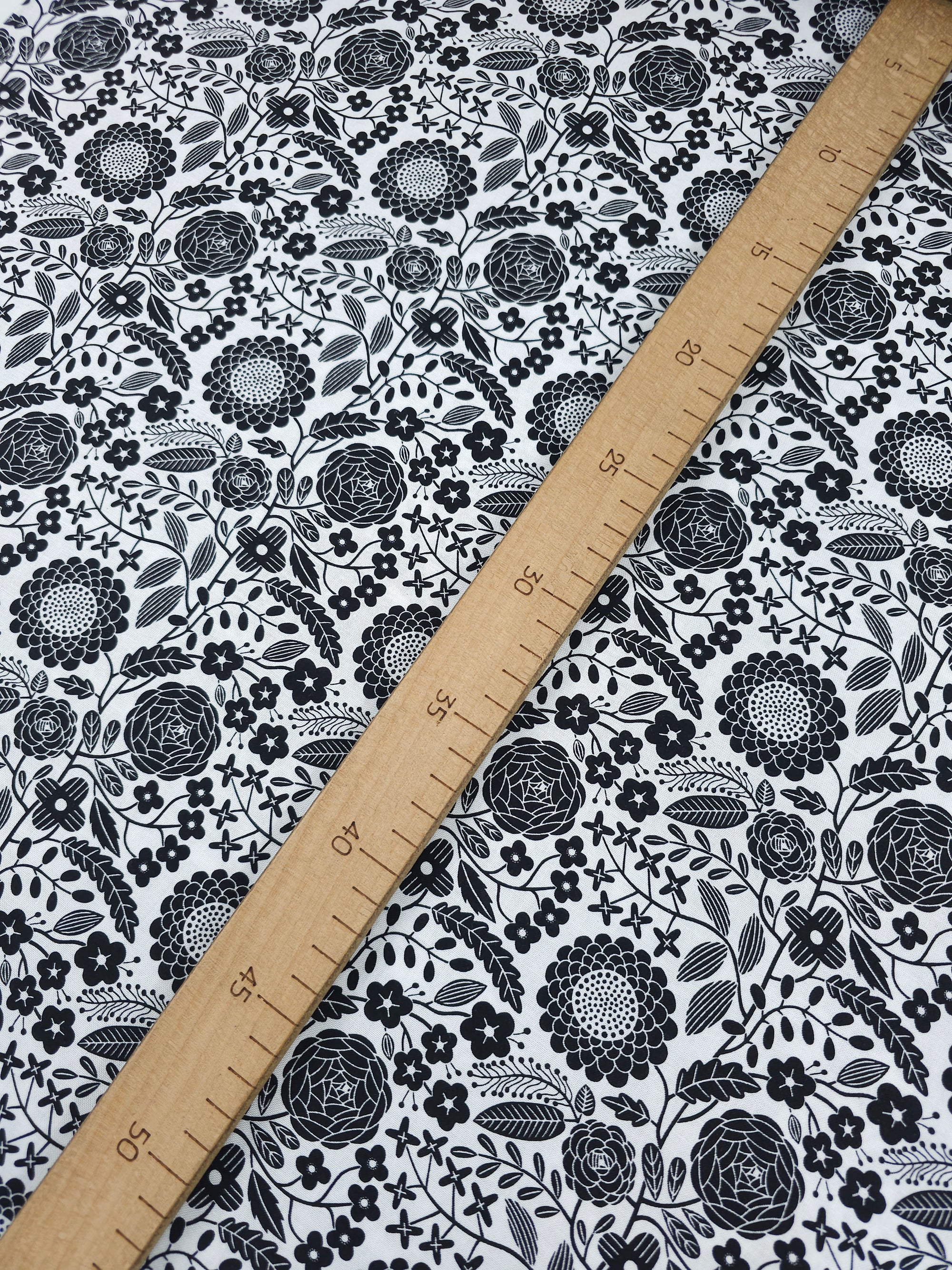 Black/White Floral Bloom 100% Cotton - Benartex *DEFECT*