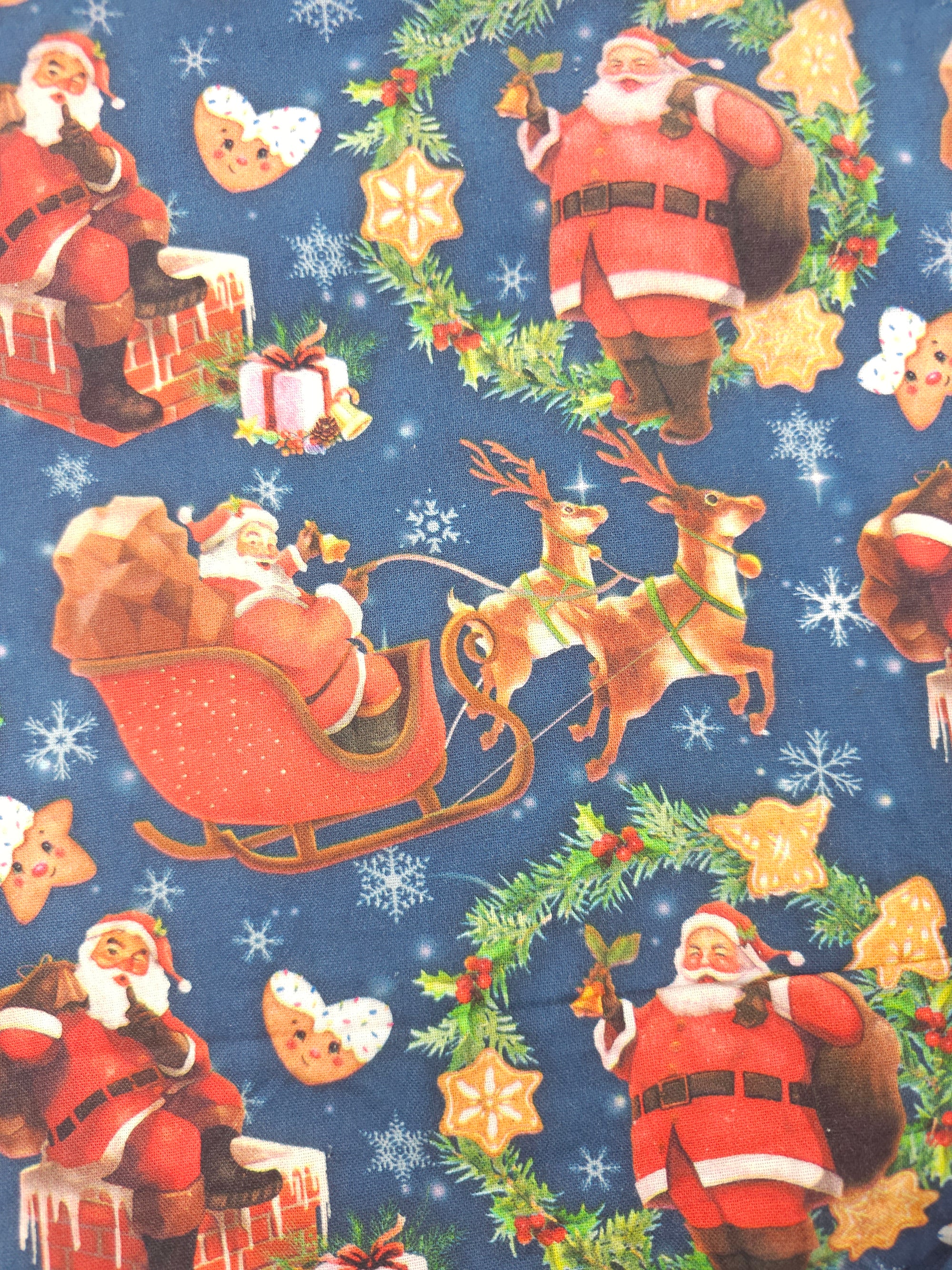 Its a navy Christmas Cotton- 0.8m piece