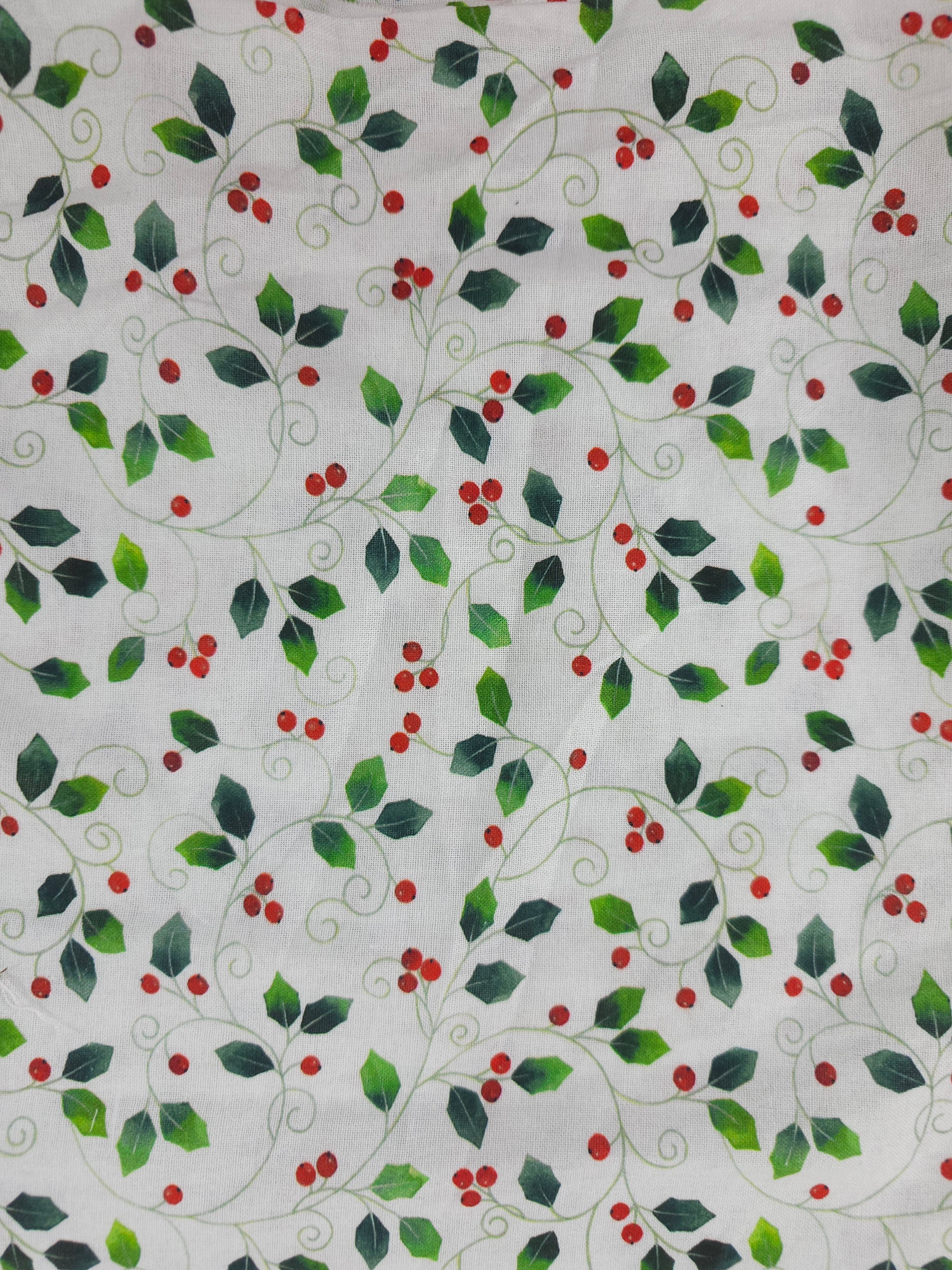 Holly vine Cotton- 2.2m piece