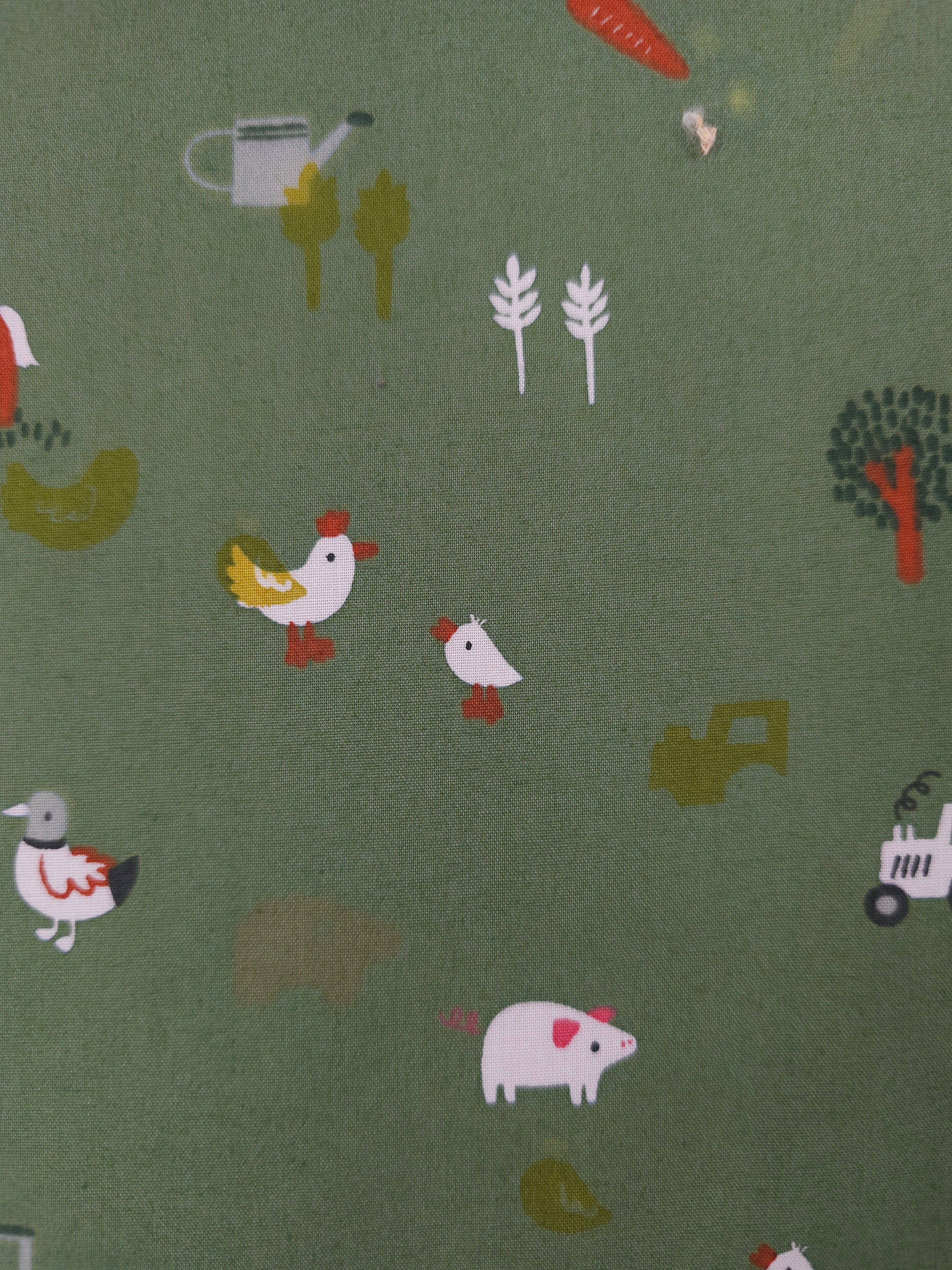 Farm life Cotton- 1.7m piece