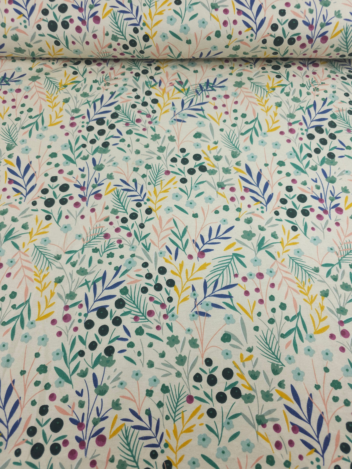 Berries And Branches Lightweight Flannel Cotton