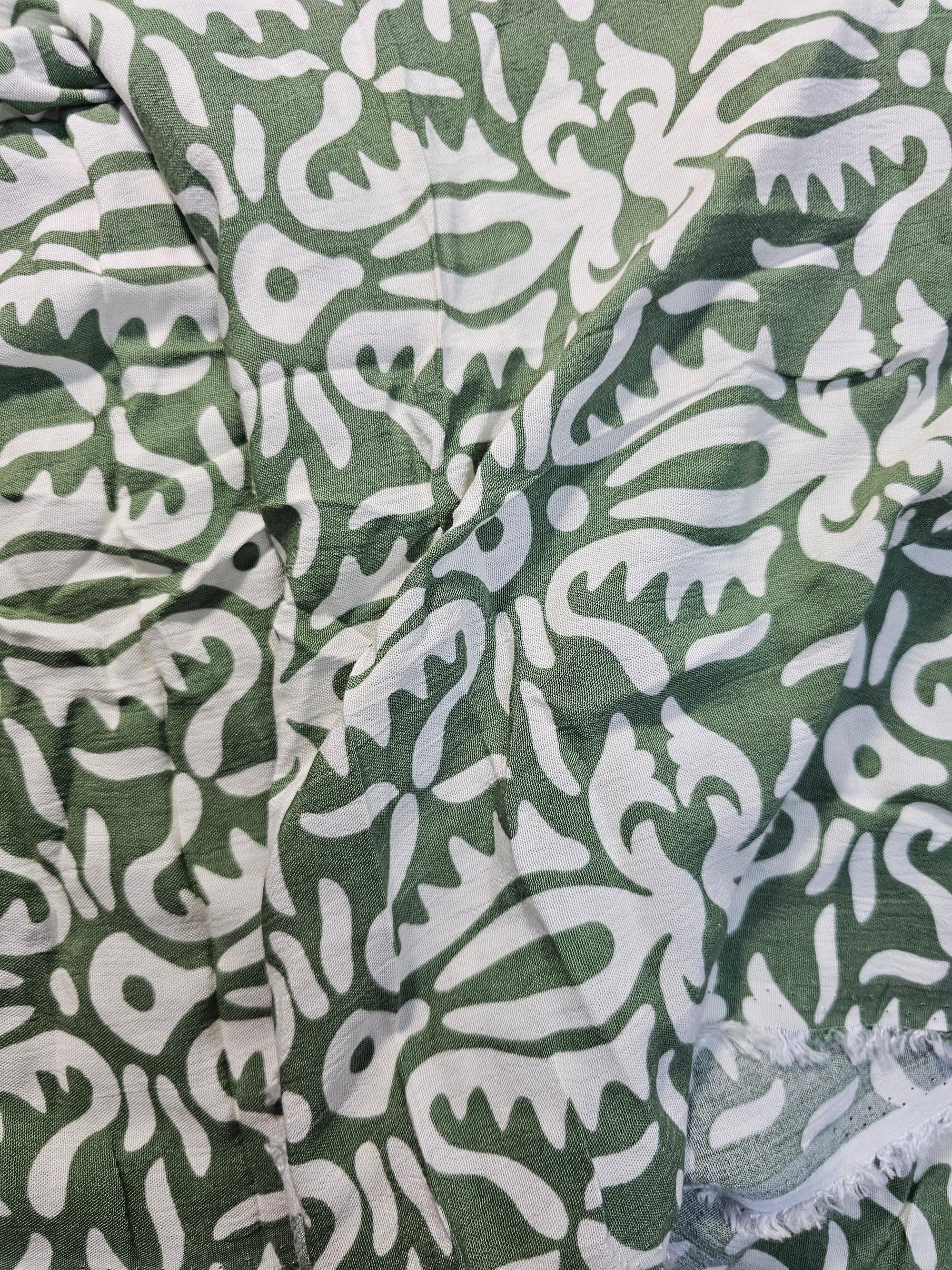 Green Palm Grove - 1.1m Piece