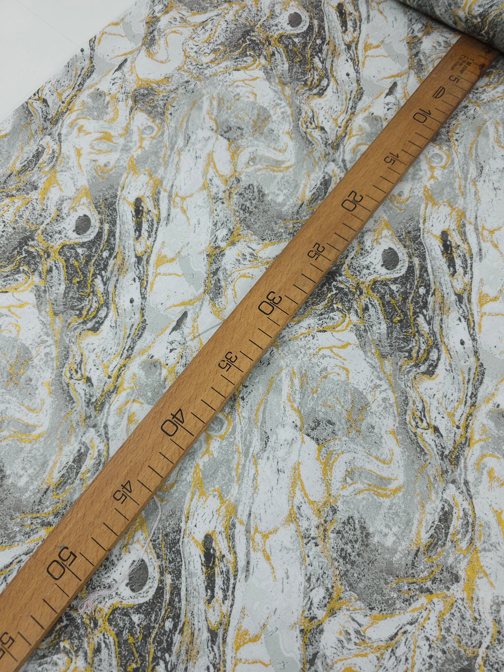 Light Grey/Gold Marble 100% Cotton - Benartex