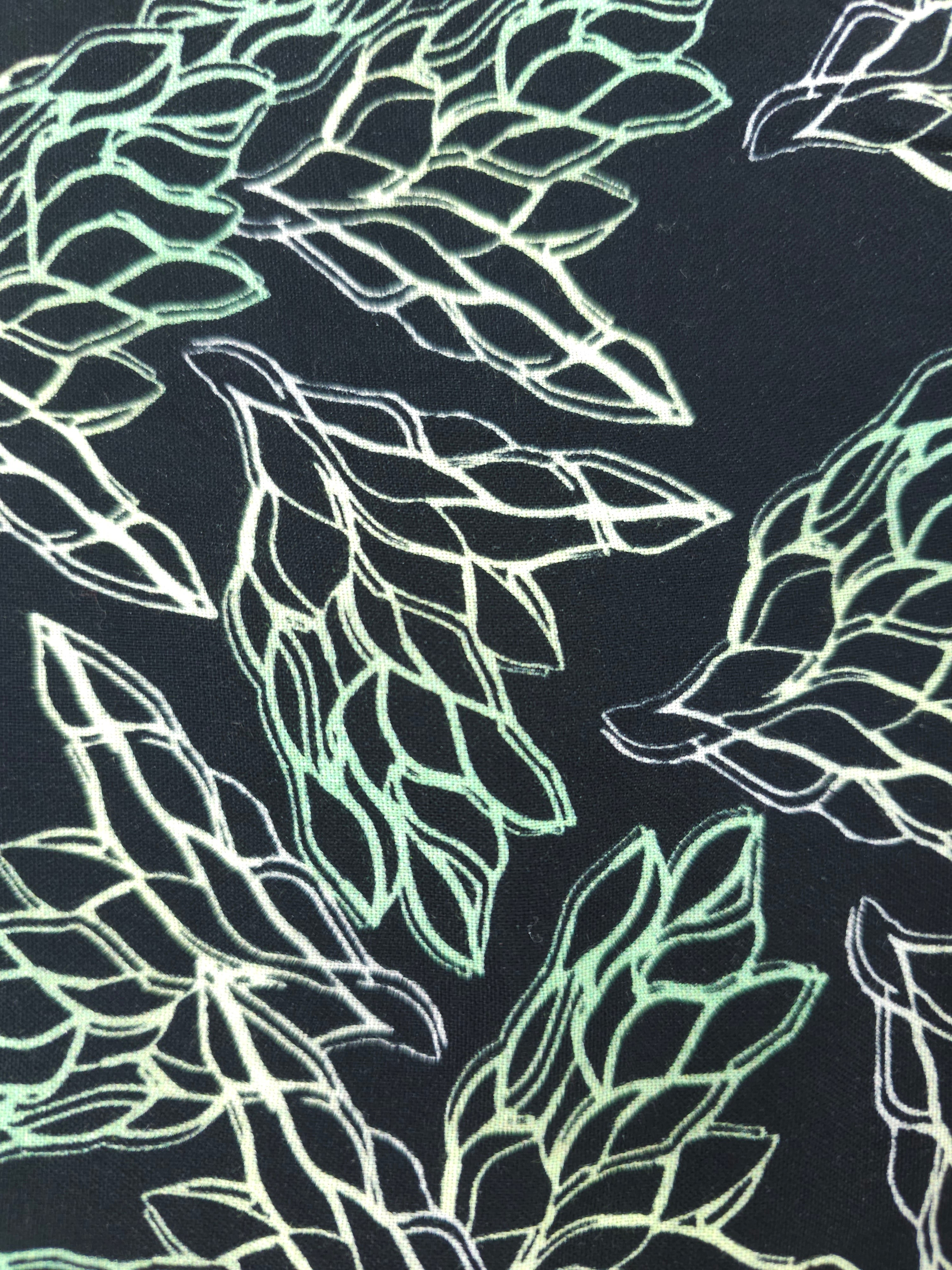 Blended outline leaf Viscose- 1.4m piece