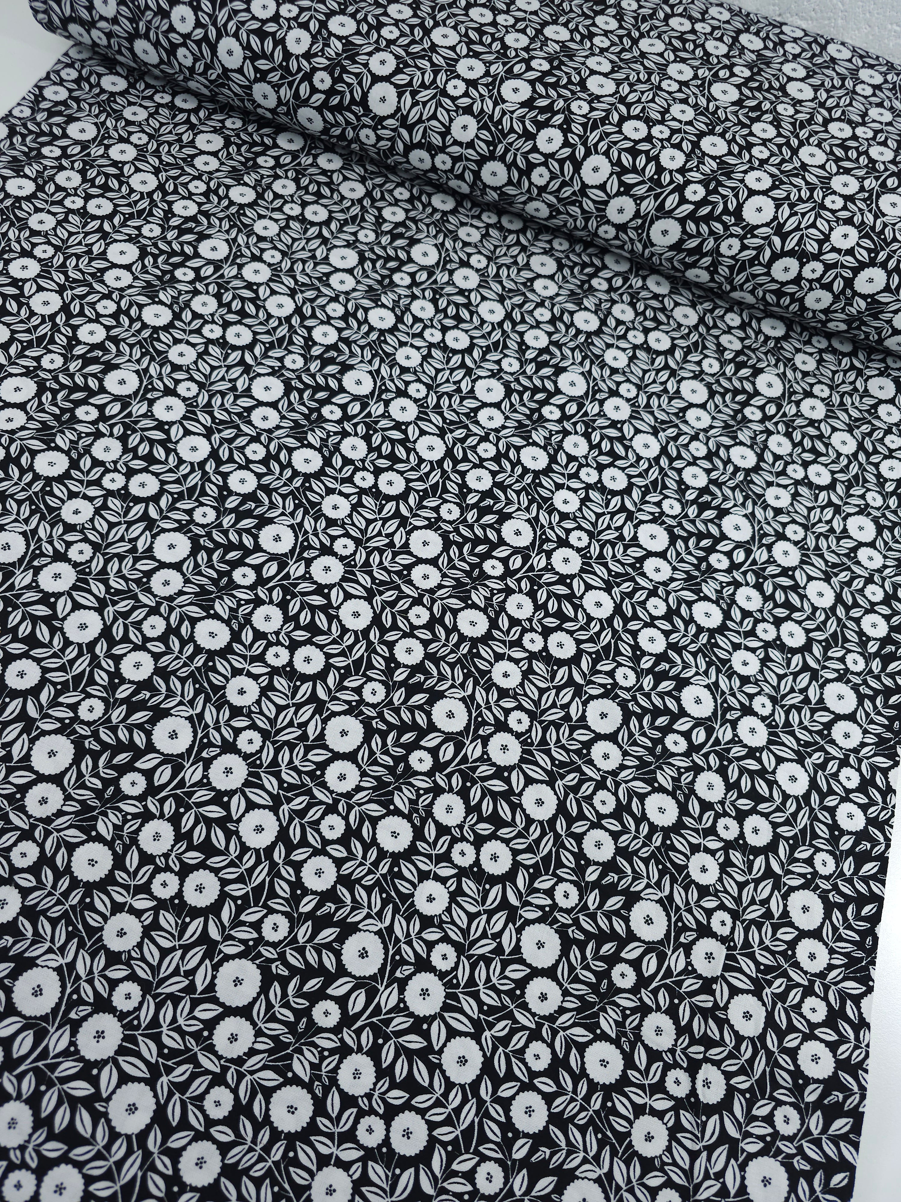 Black/White Puff Leaf Bloom 100% Cotton - Benartex