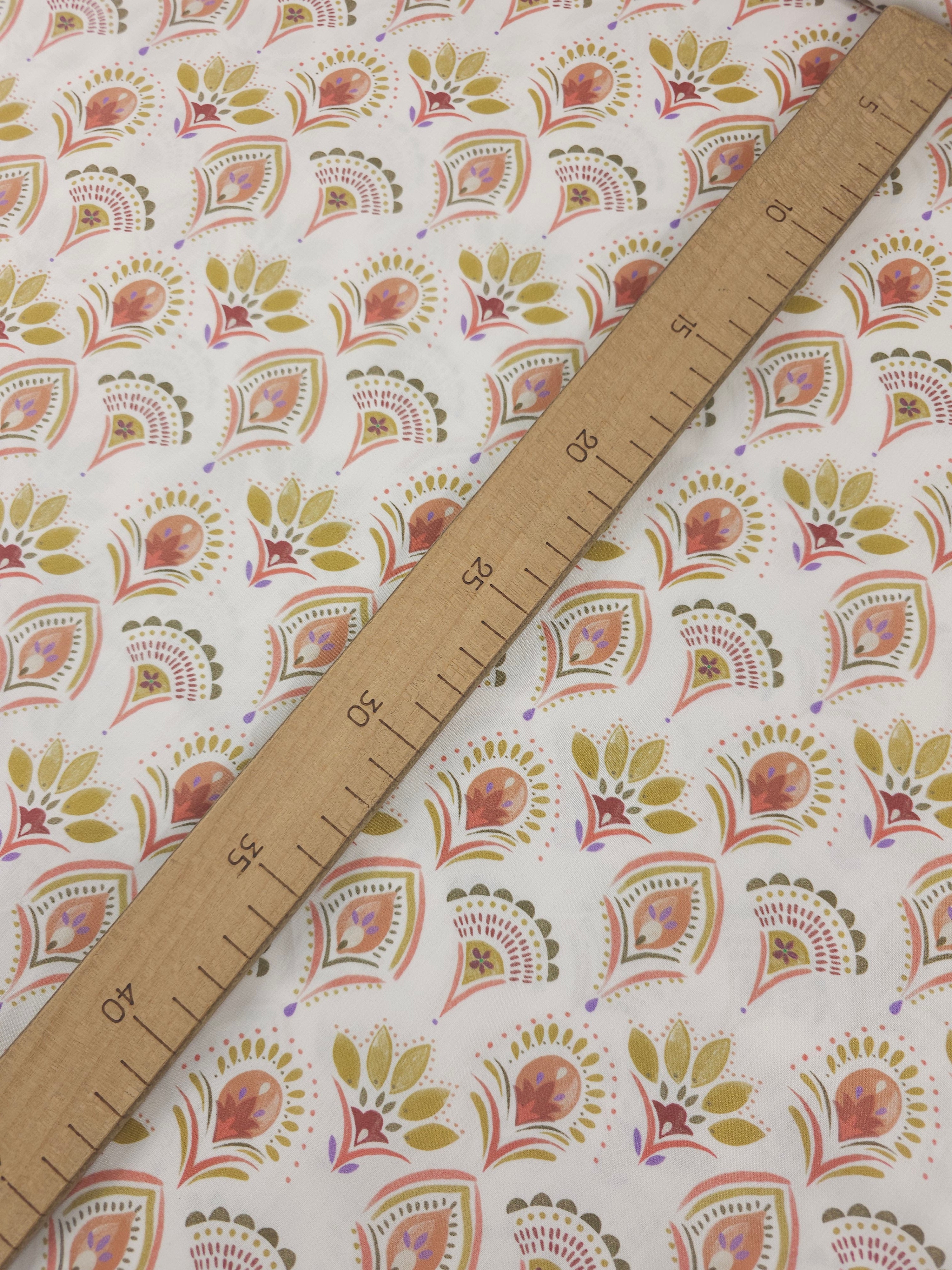 Ivory Abstract Petal Scallop 100% Cotton 57"