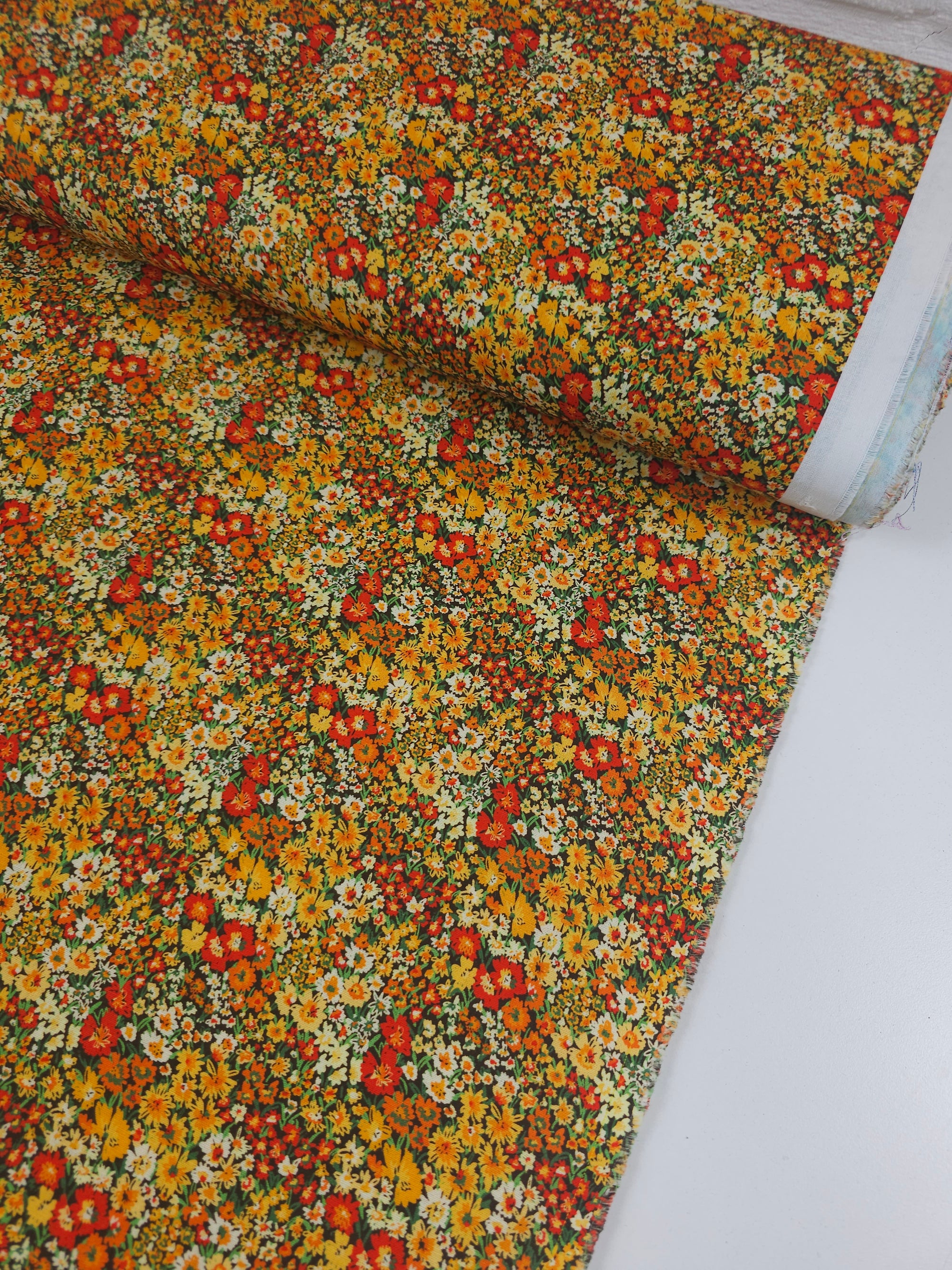 Ditsy Spring Floral 100% Cotton