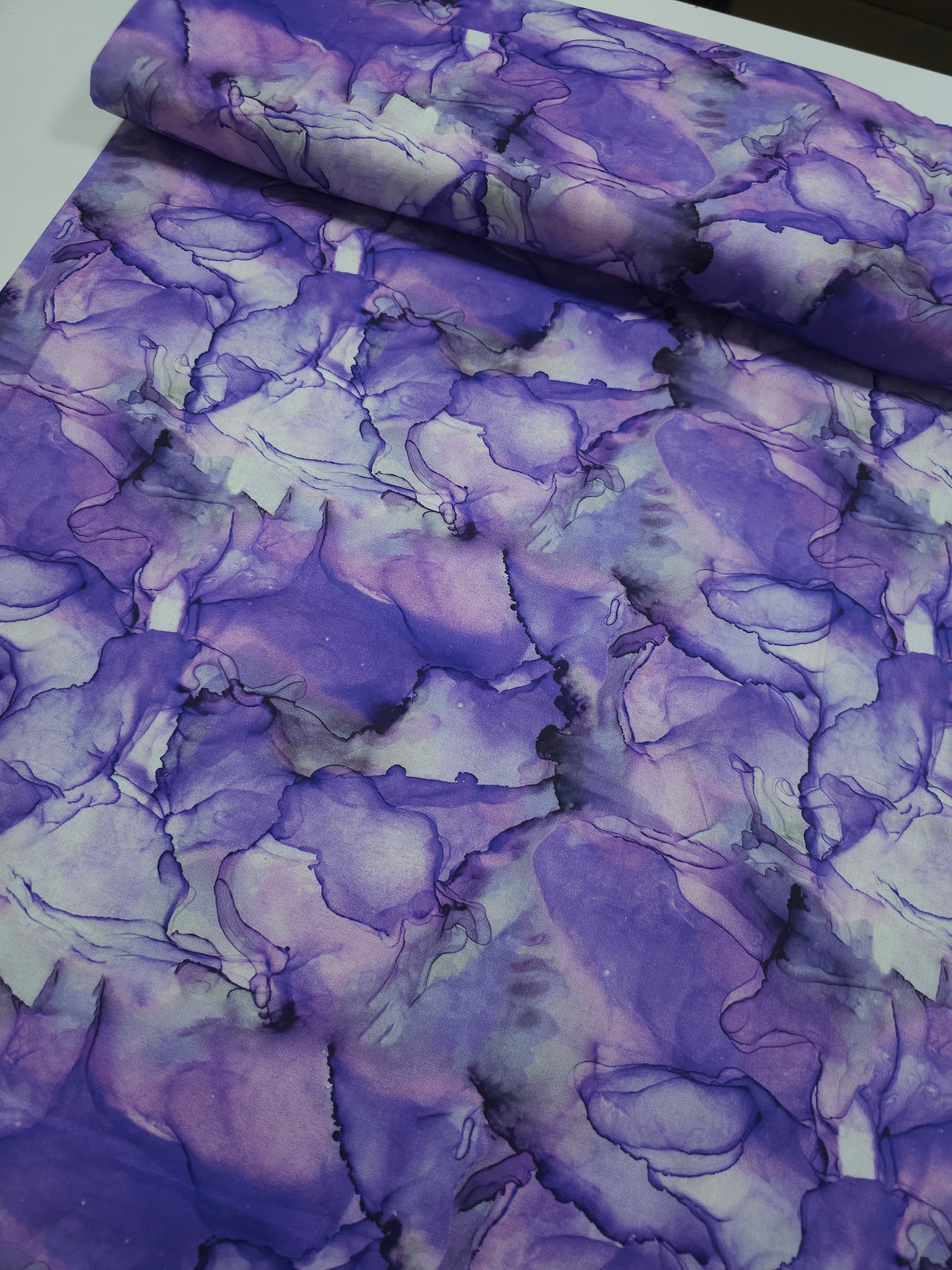 Light Purple Marble Diffusion 100% Cotton - Joann
