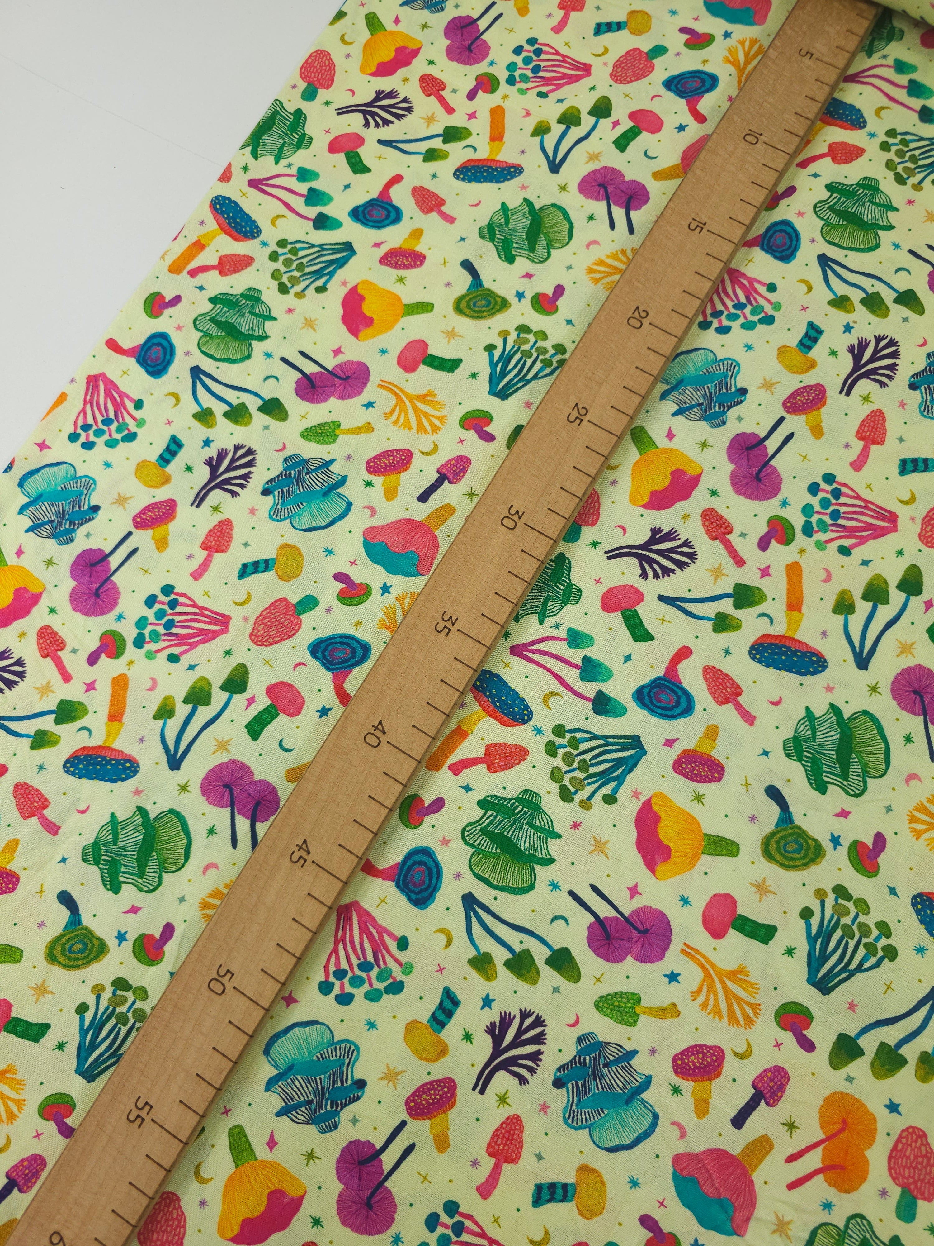 Starry Psychedelic Mushroom 100% Cotton - Robert Kaufman