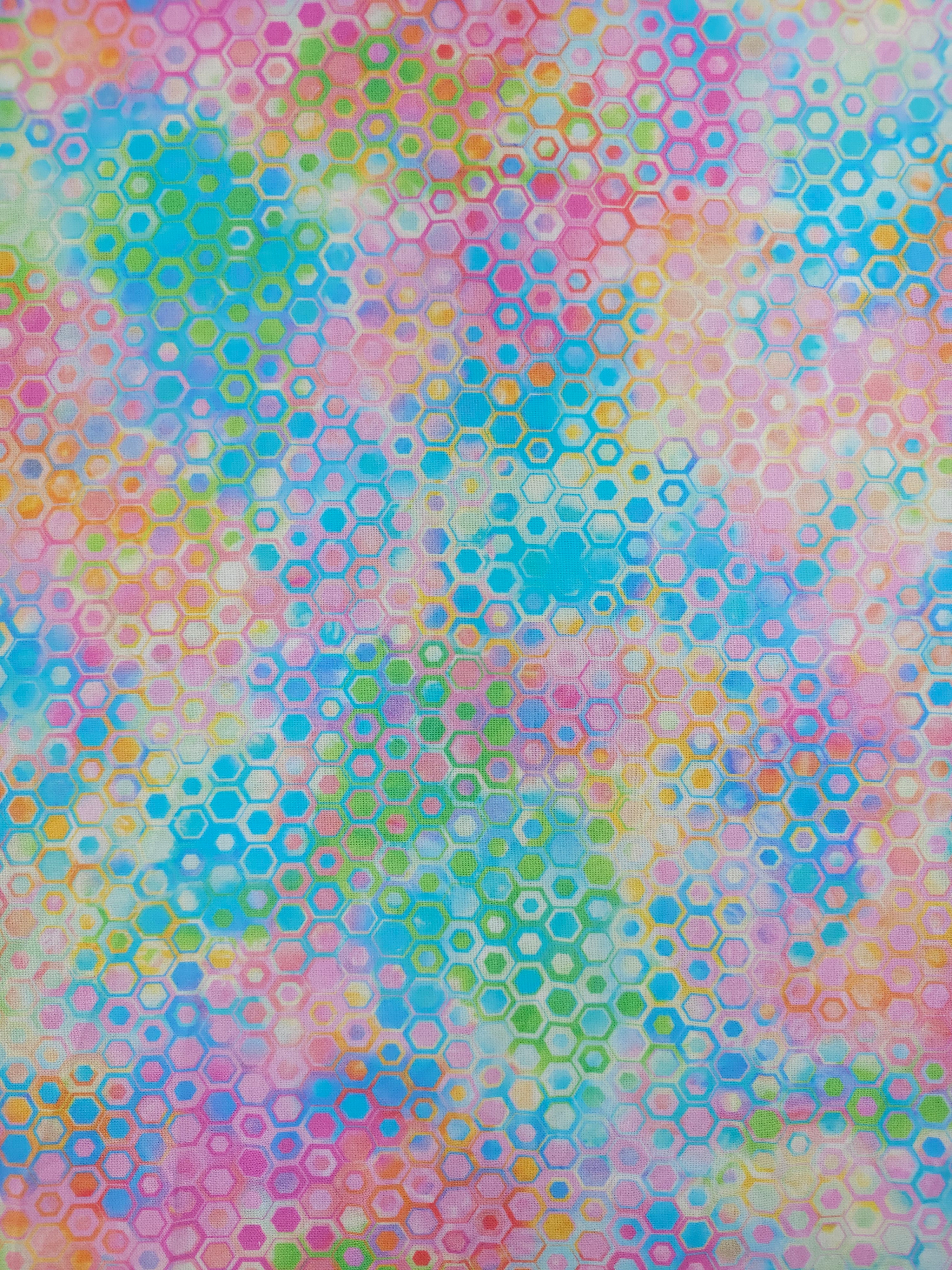 Pastel Hexagon Phantasma 100% Cotton - Robert Kaufman
