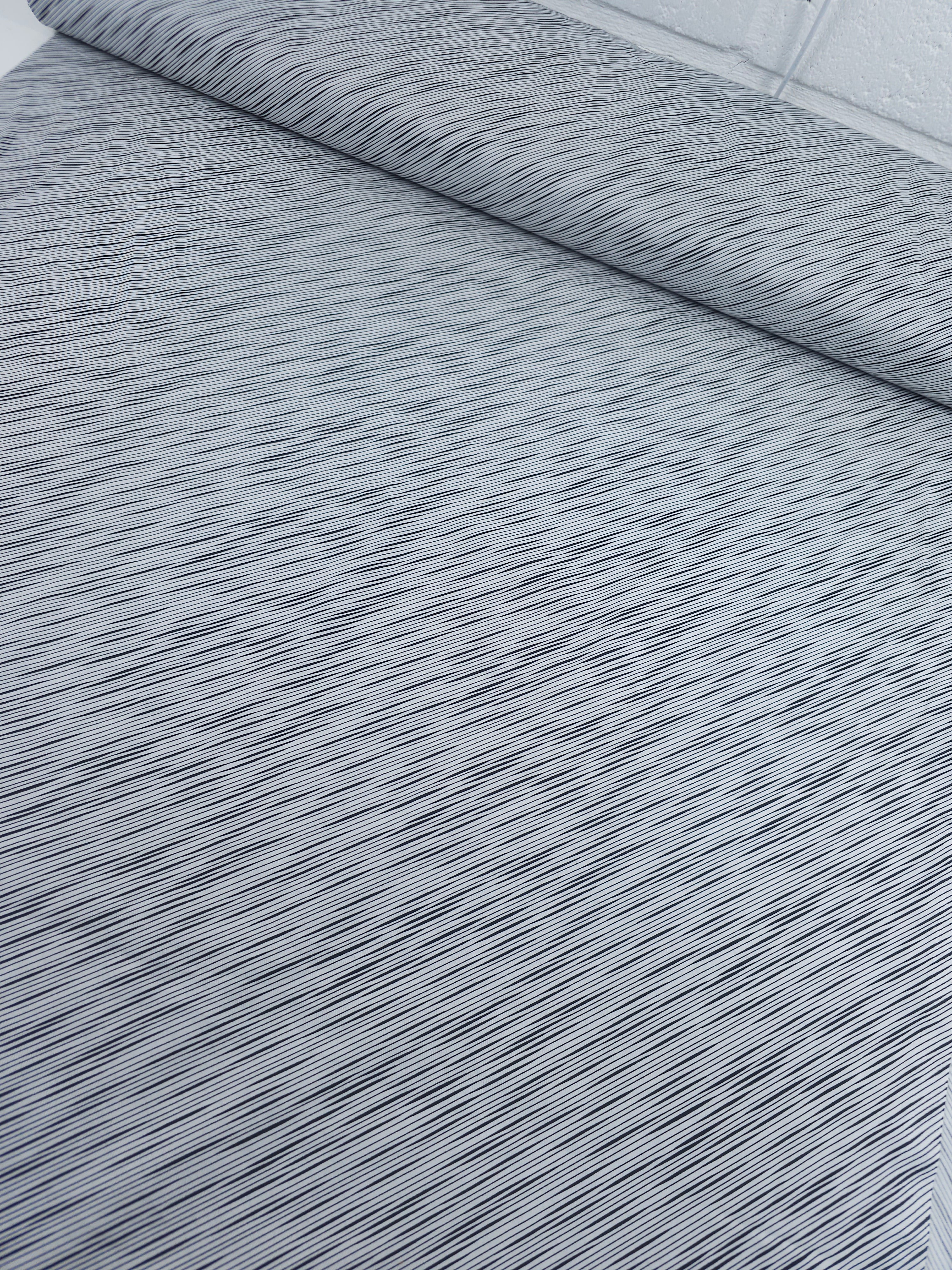 Black/White Diagonal Stripe 100% Cotton 55”