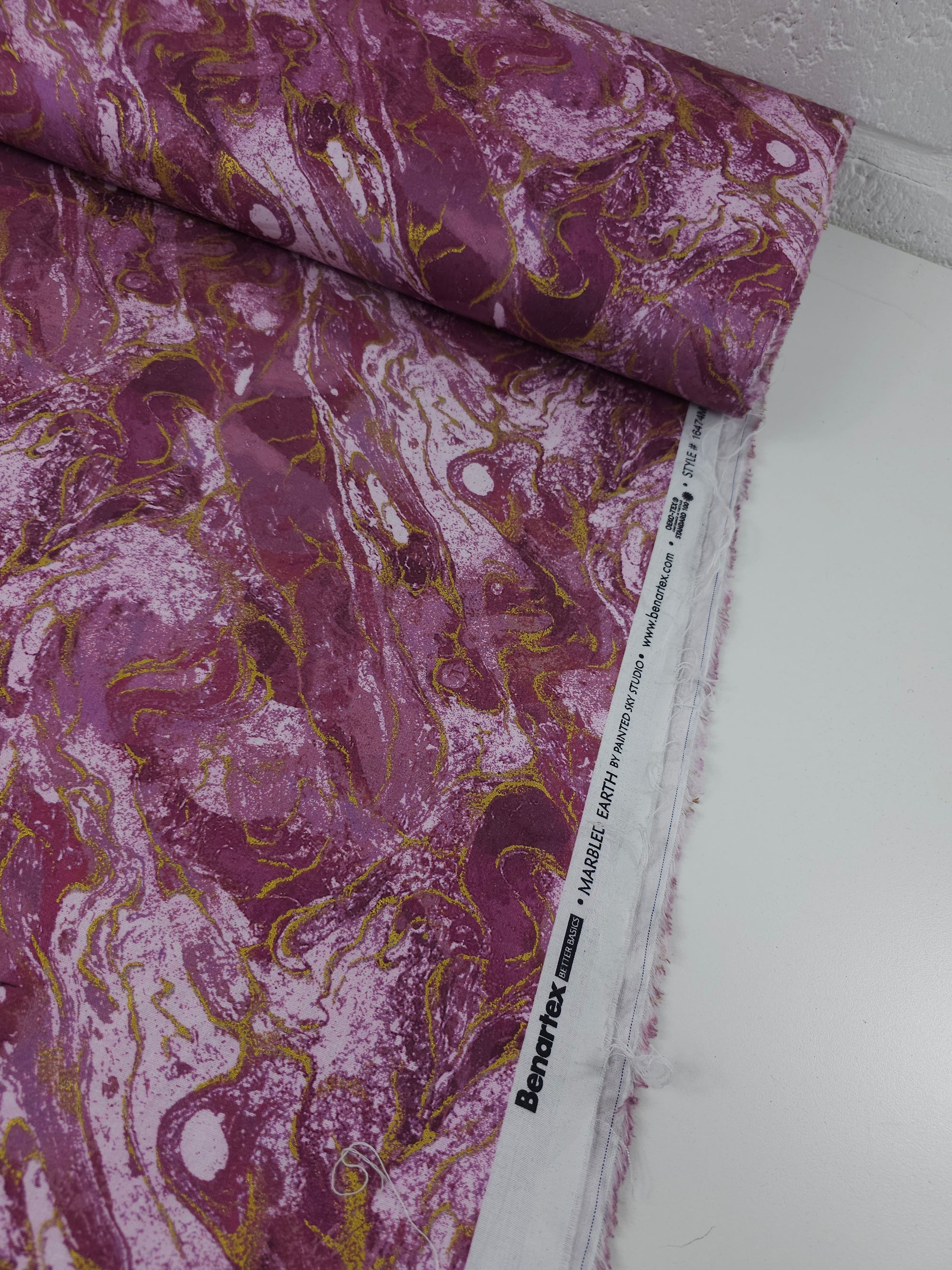 Pinky Mauve/Gold Marble 100% Cotton - Benartex
