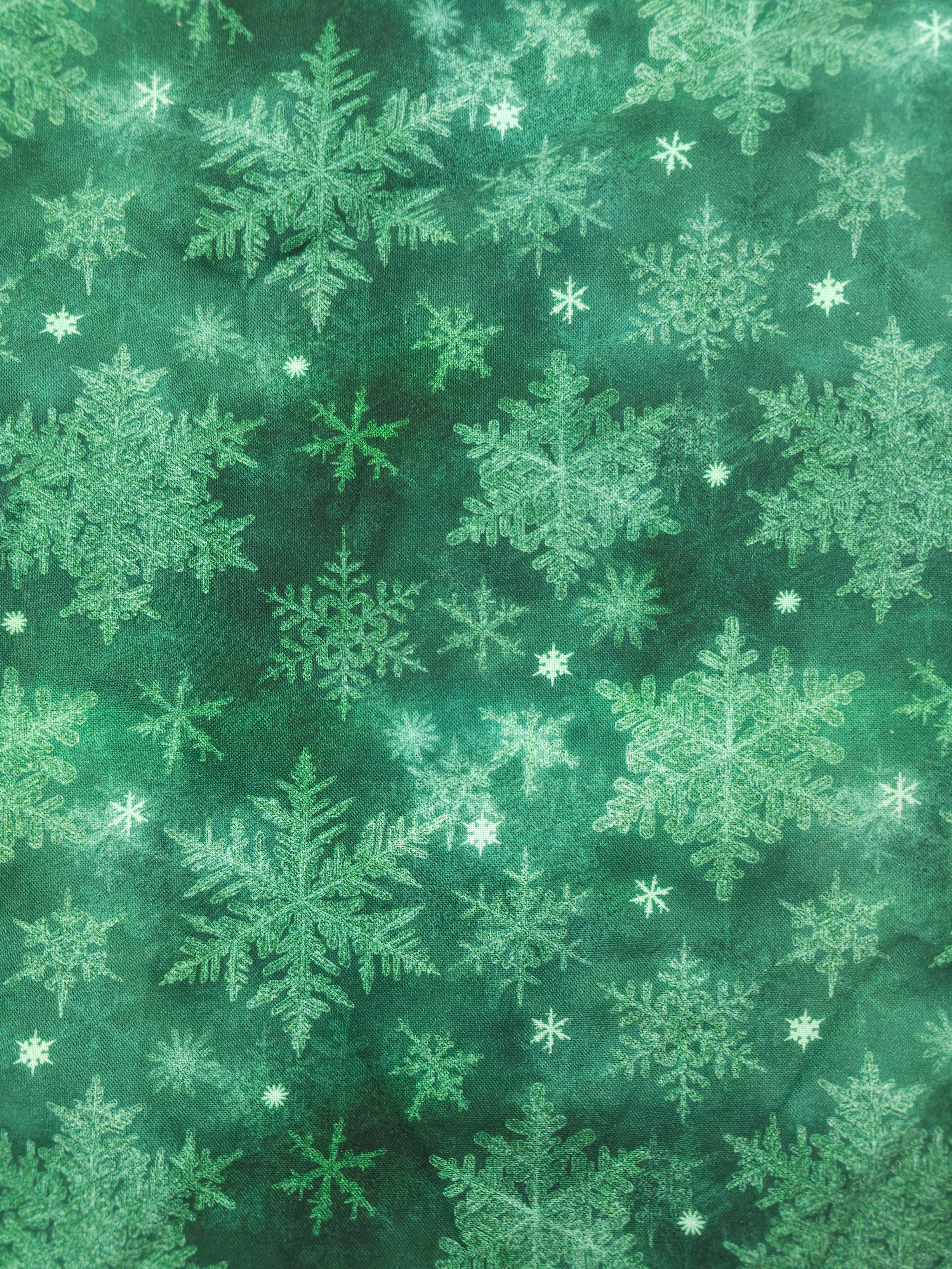 Emerald snowflake Cotton- 1.5m piece