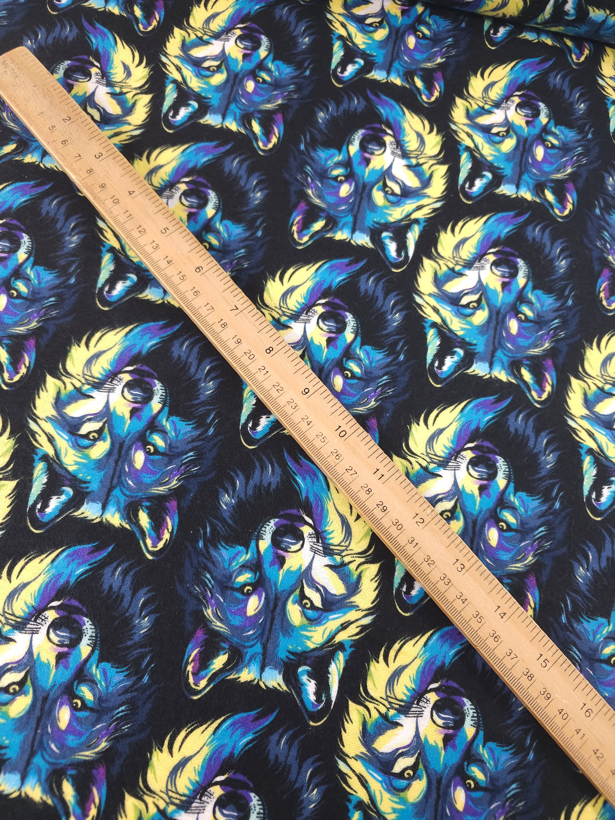 Icy Wolf Lightweight Flannel Cotton