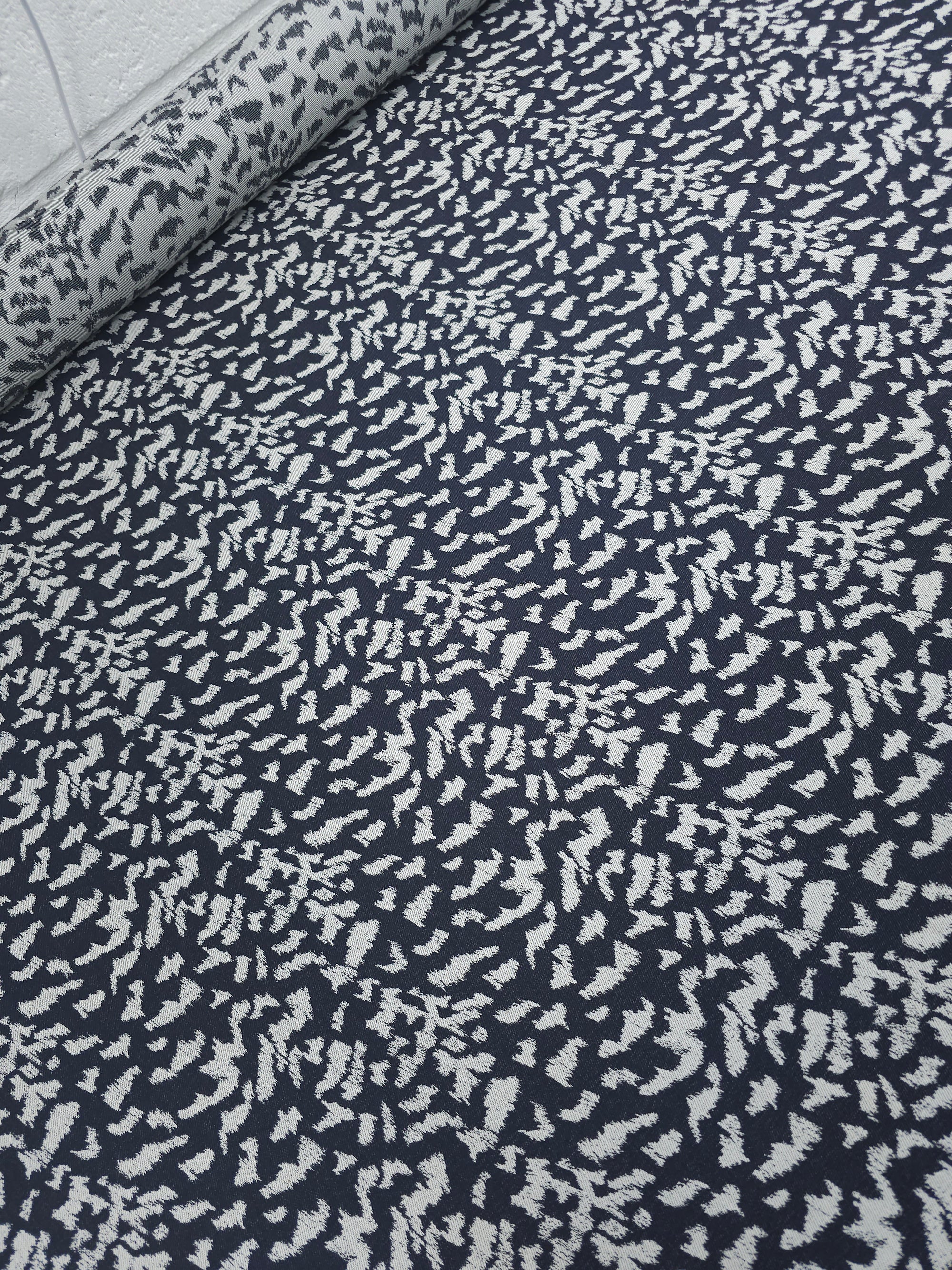 Static Blur Jacquard - 2.80m piece