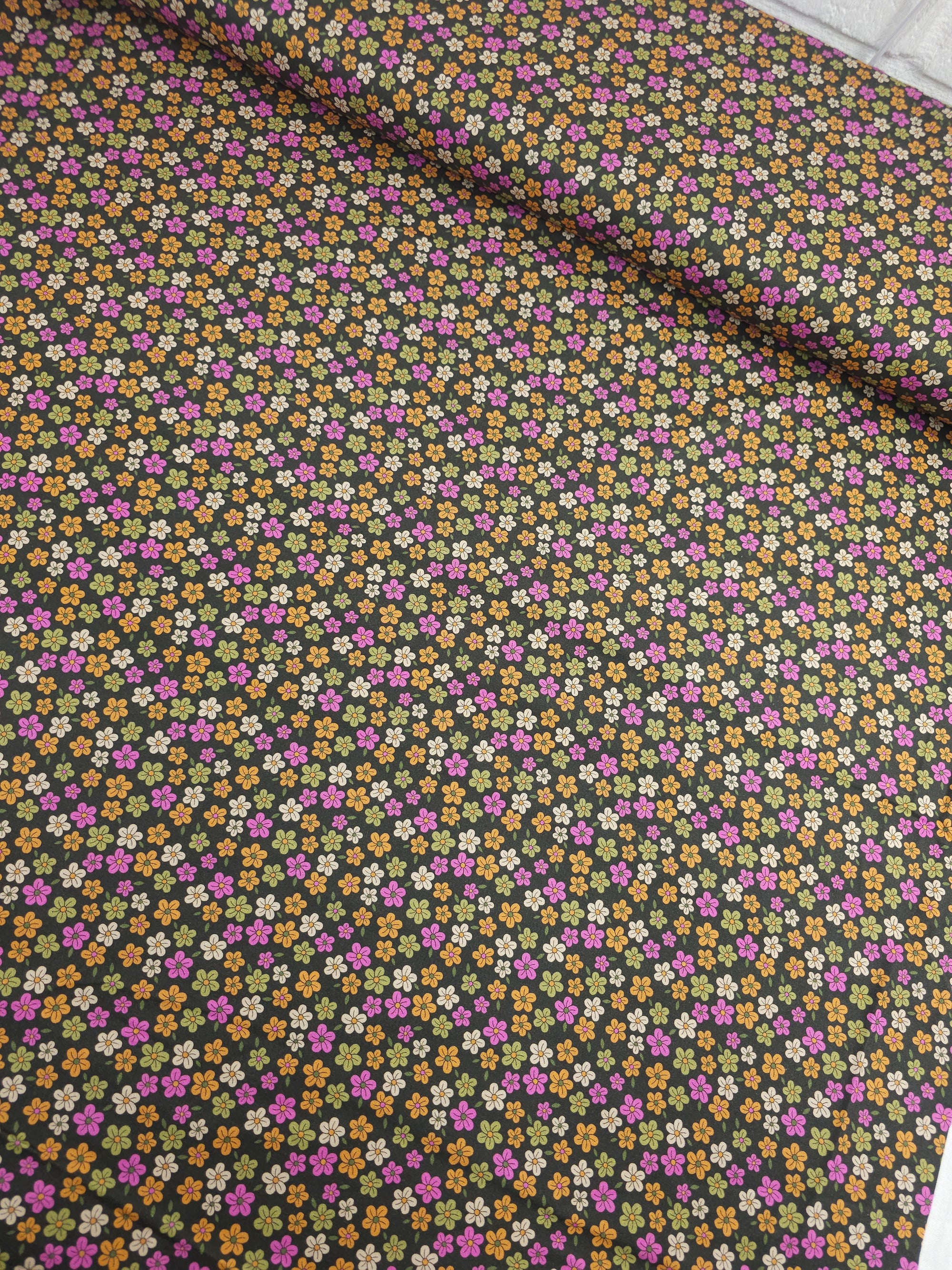 Deep Ditsy Floral Cotton Viscose *THE CRAFTY PIE*