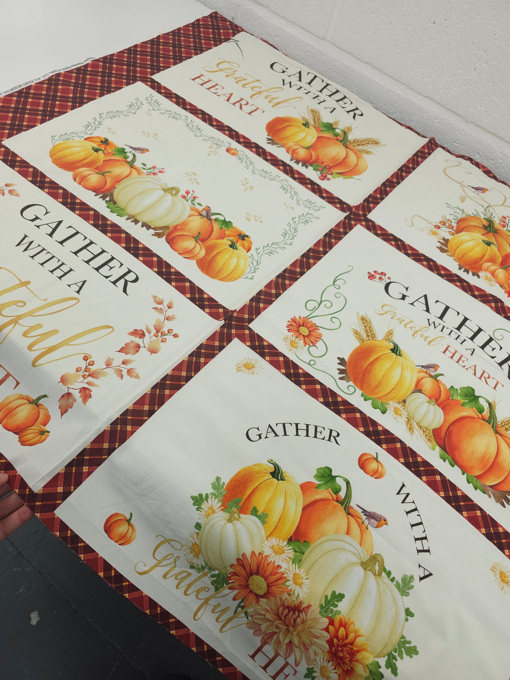 Gather With A Grateful Heart Pumpkin 100% Cotton - 90cm Panel