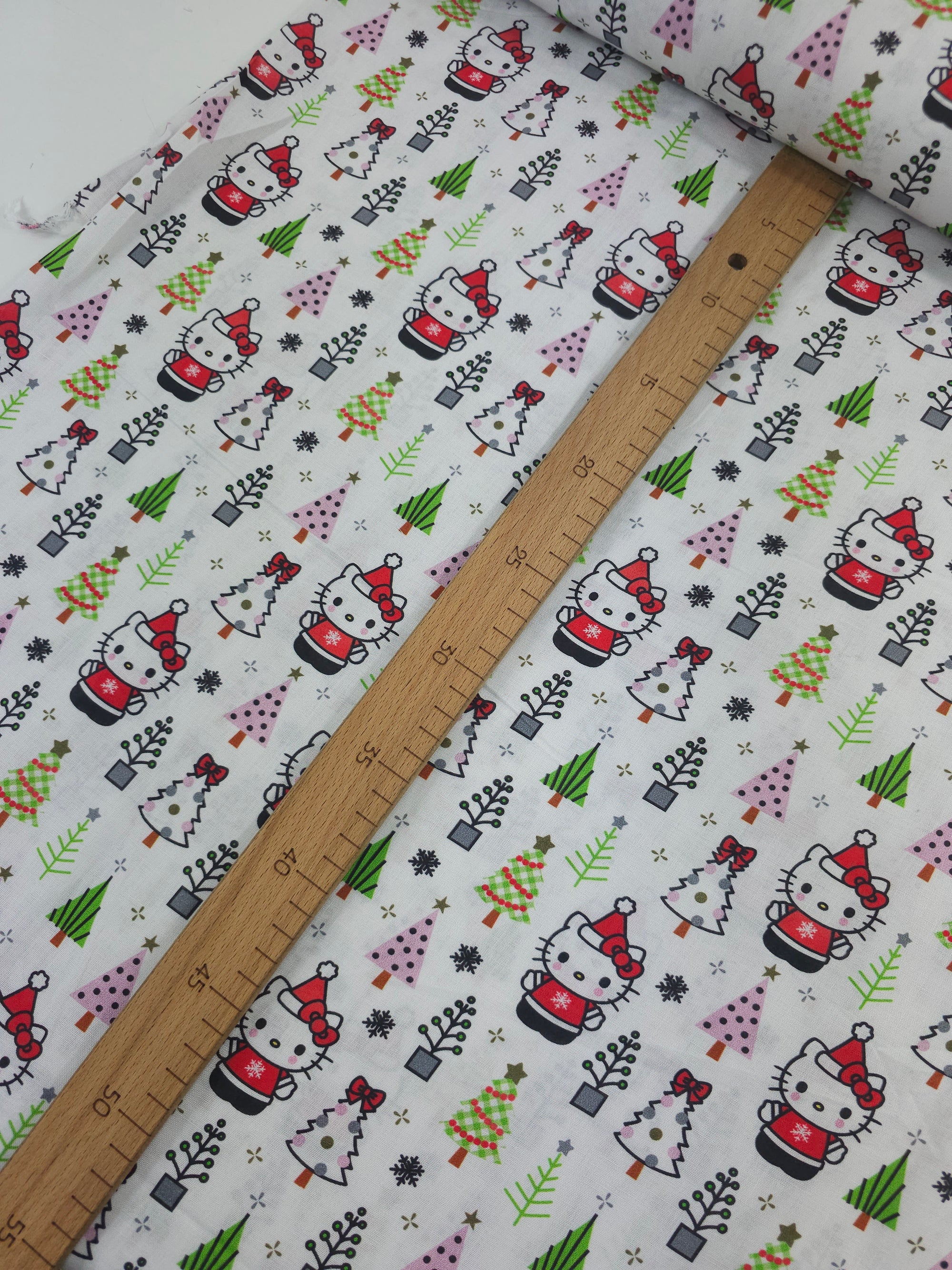 Hello Kitty Christmas 100% Cotton