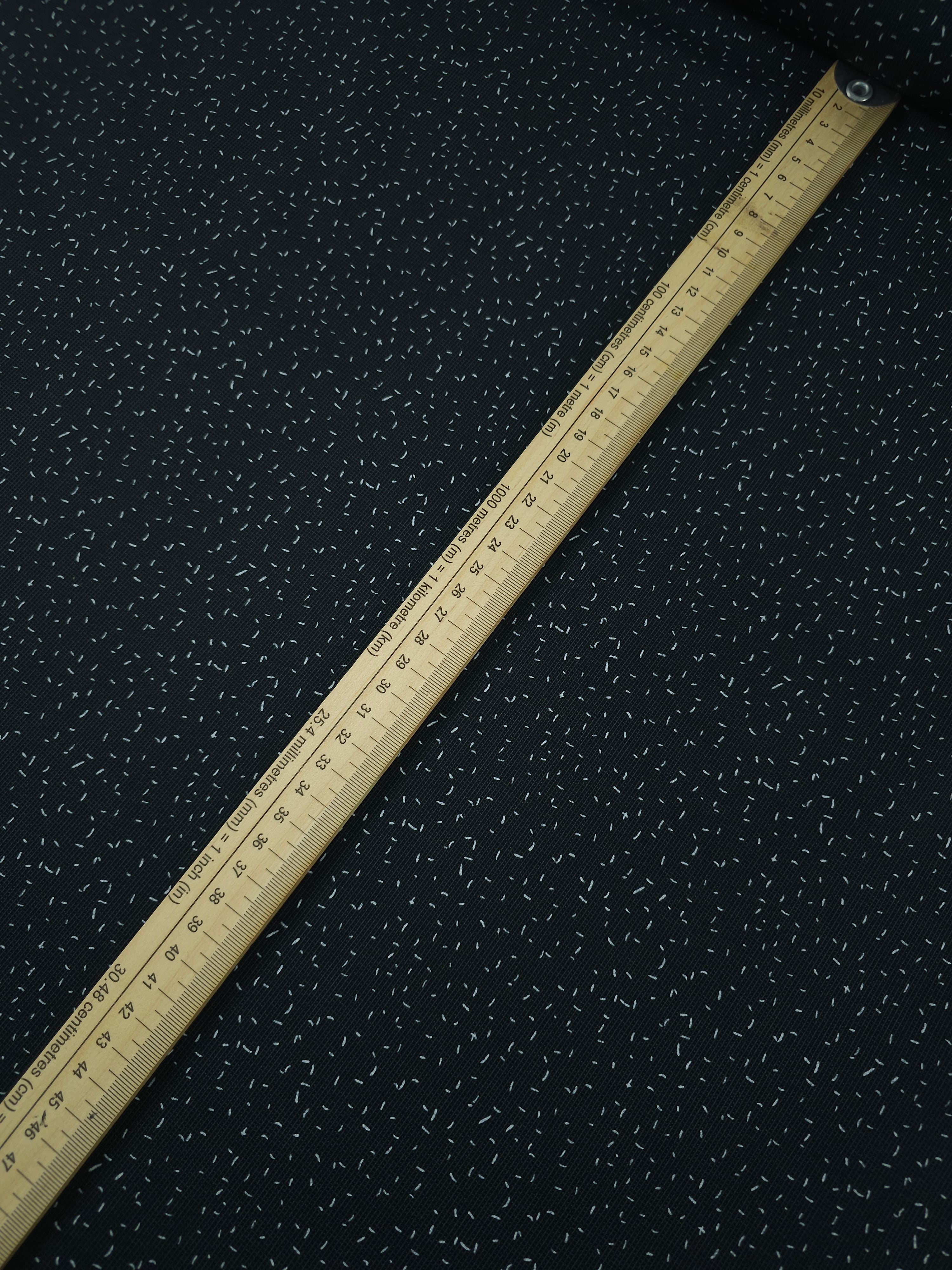 Black/White Grid Confetti 100% Cotton 57"