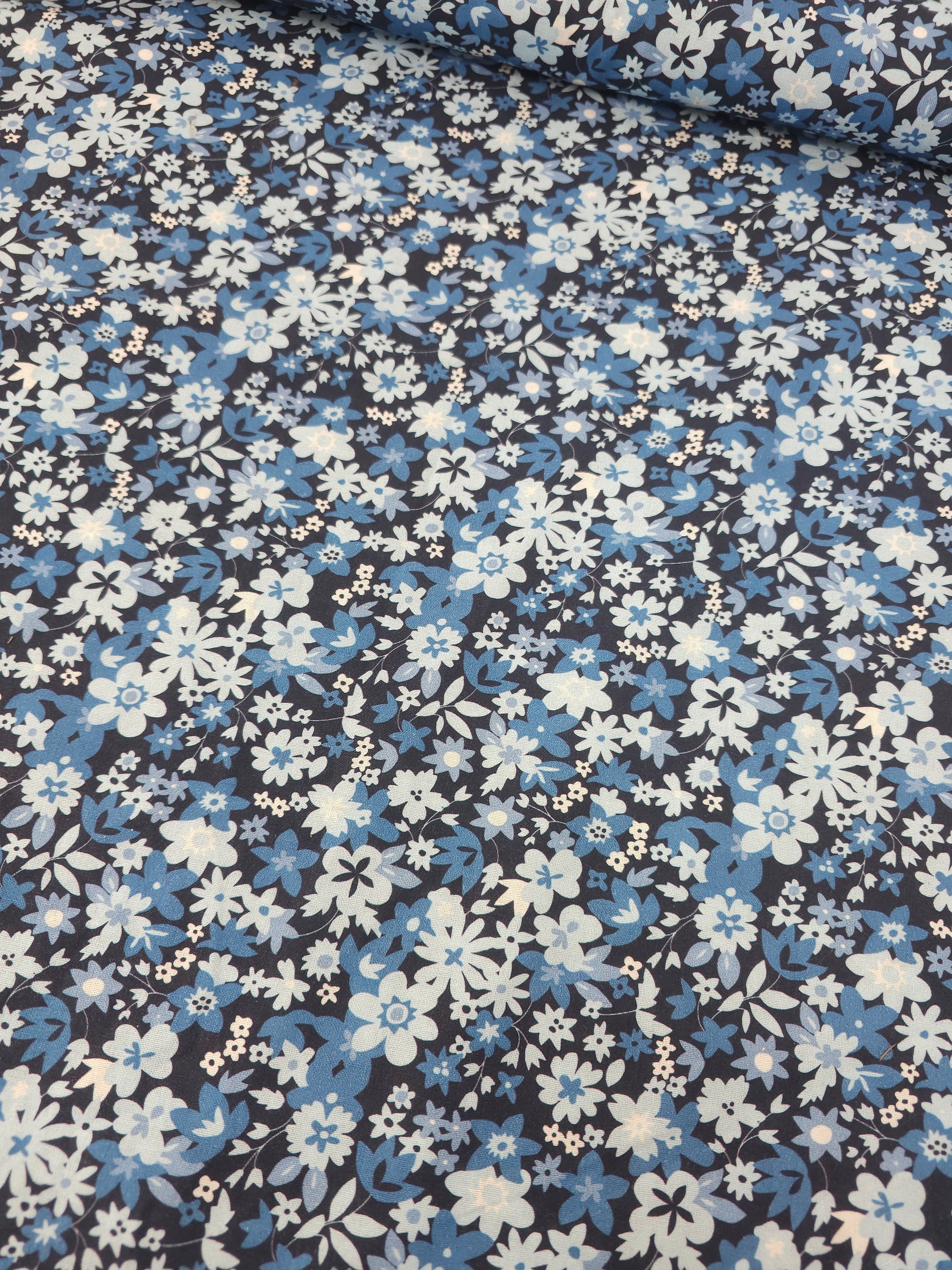 Navy/Blue Floral Garden Bloom 100% Cotton