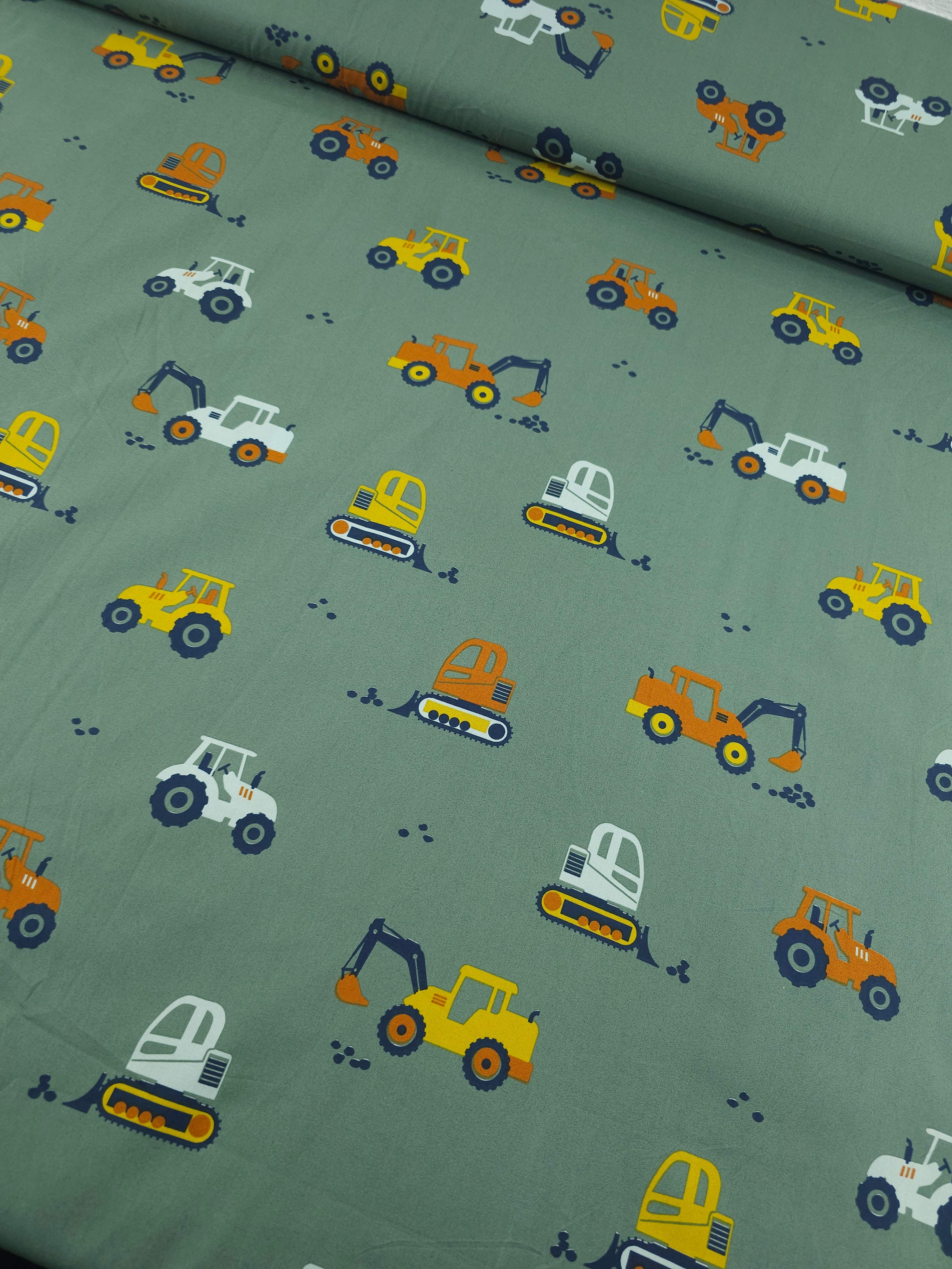 Construction Vehicles 100% Cotton 55"