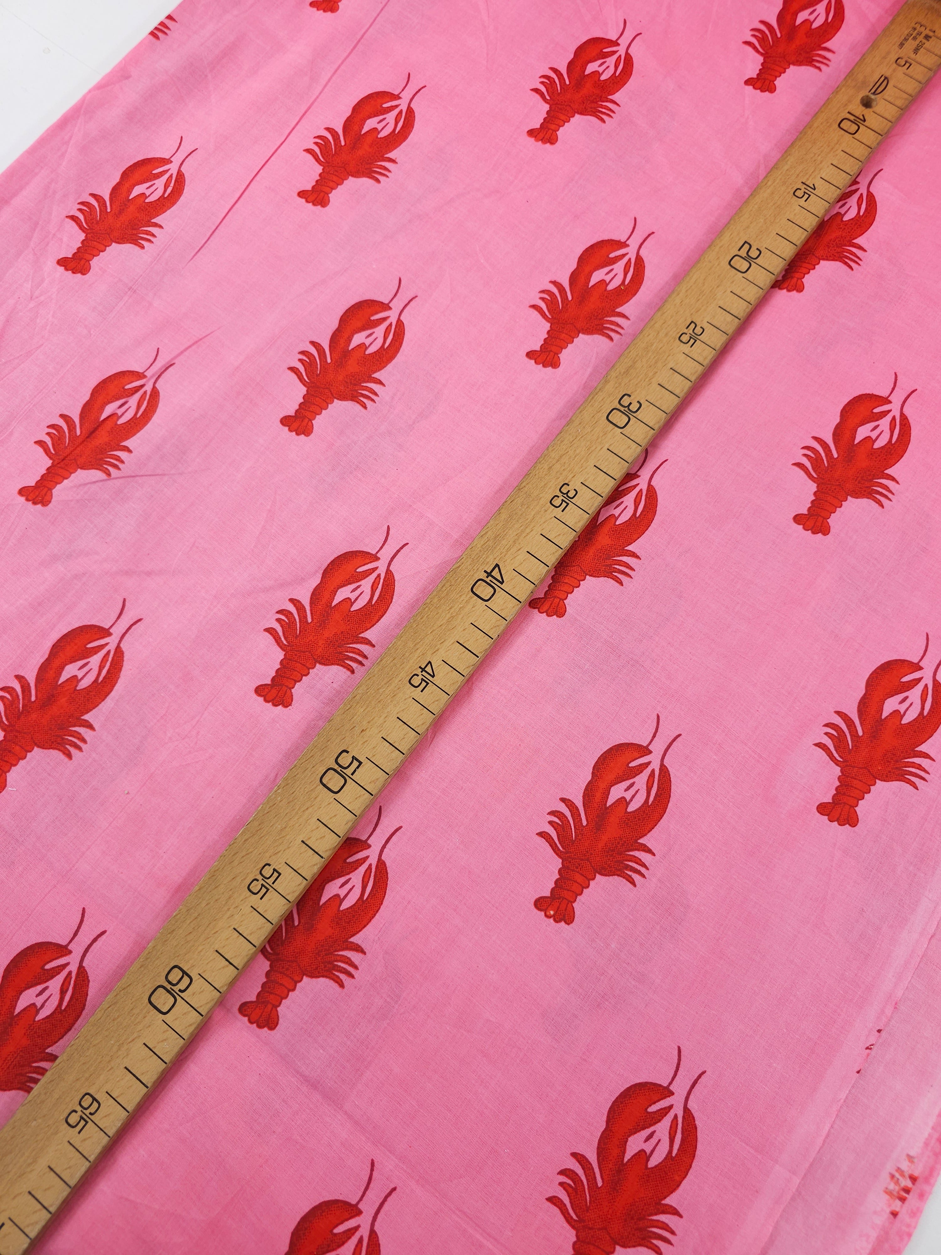 Pink/Red Lobster Cambric Cotton *DEFECT*