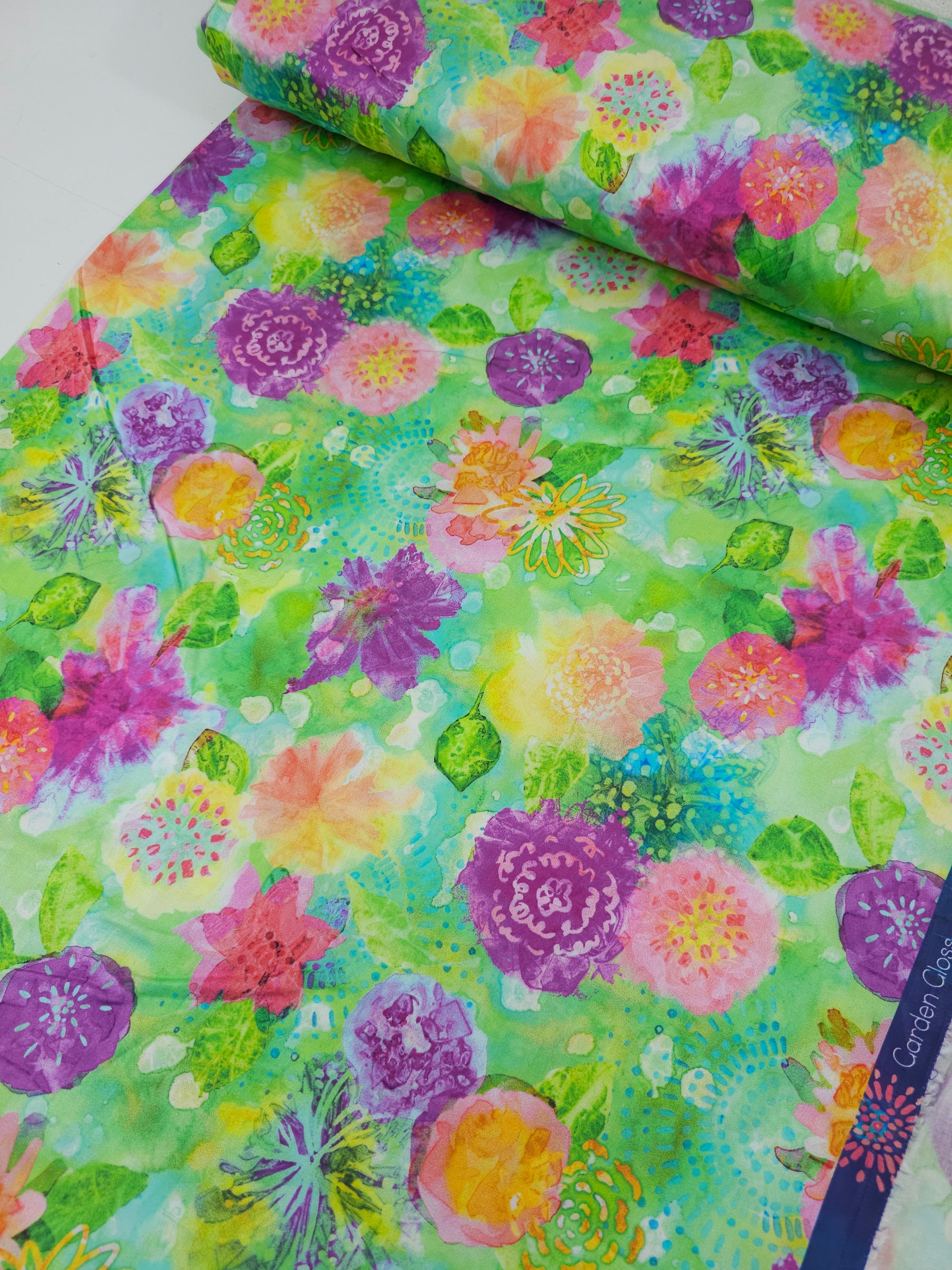 Light Green Wishwell Gloss Floral Cotton Sateen - Robert Kaufman