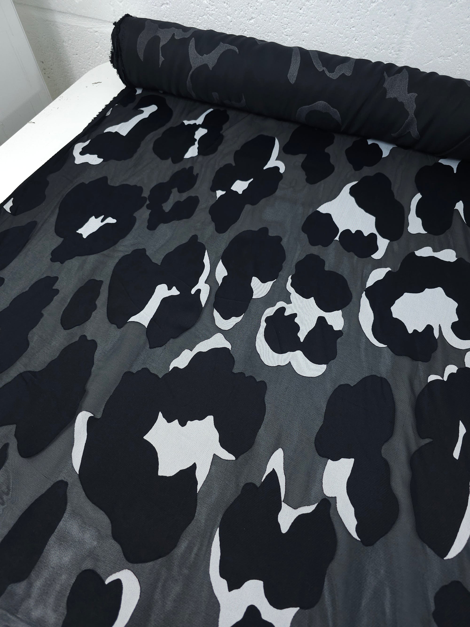 Black Leopard Jacquard