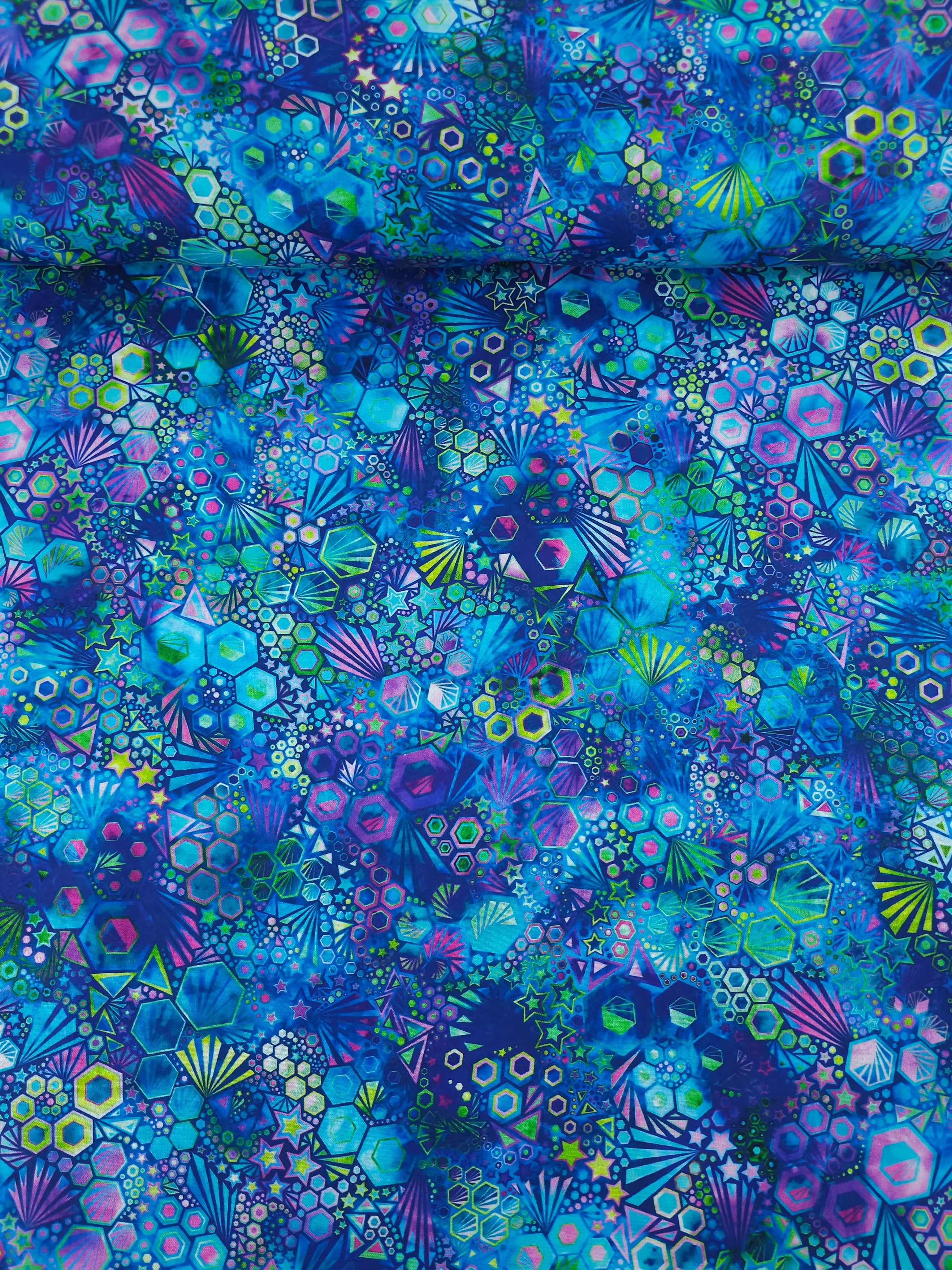 Blue Star Phantasma 100% Cotton - Robert Kaufman
