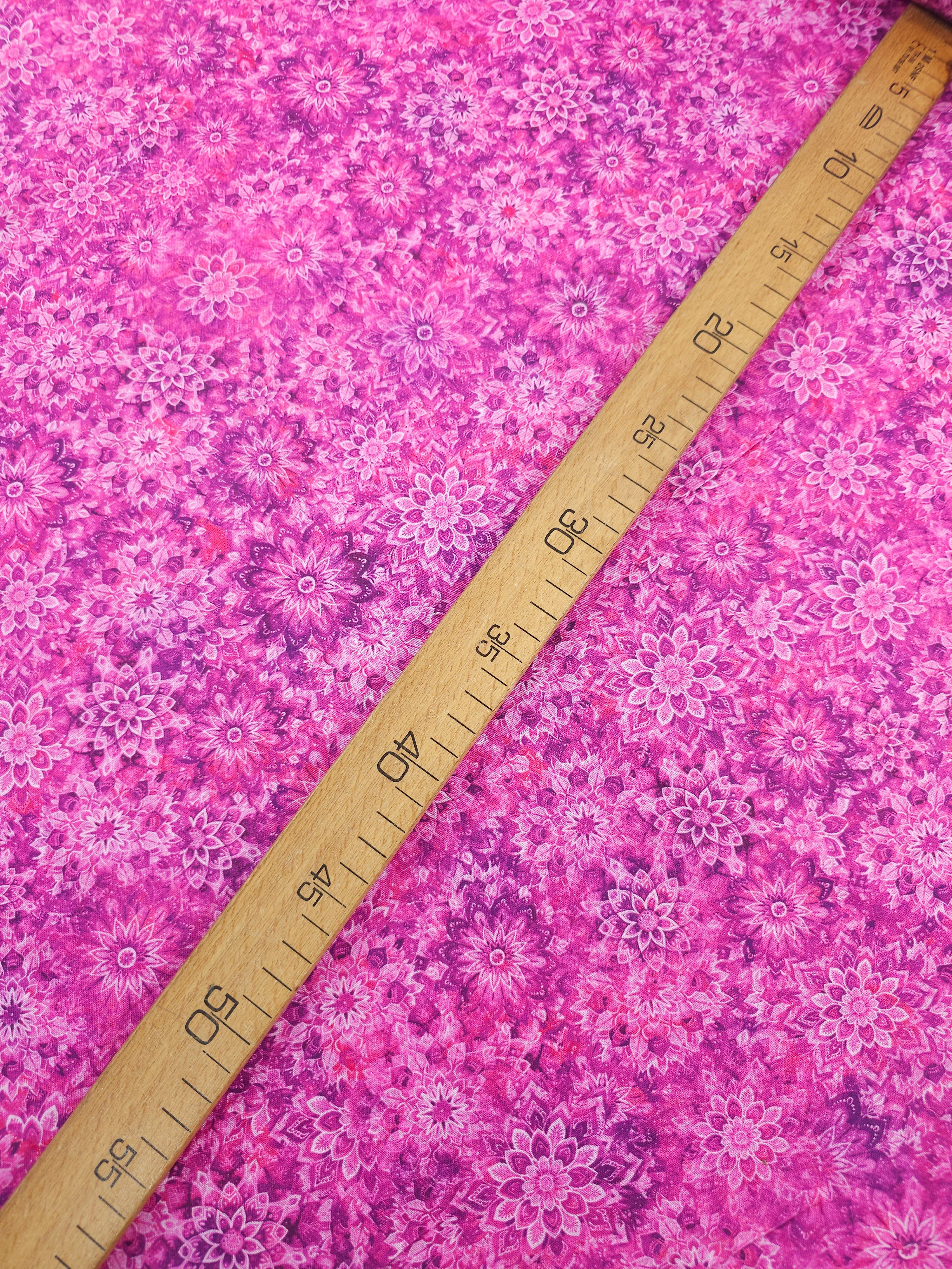 Pink/Purple Dancing Dahlias Kaleidoscope 100% Cotton 106" *EXTRA WIDE*