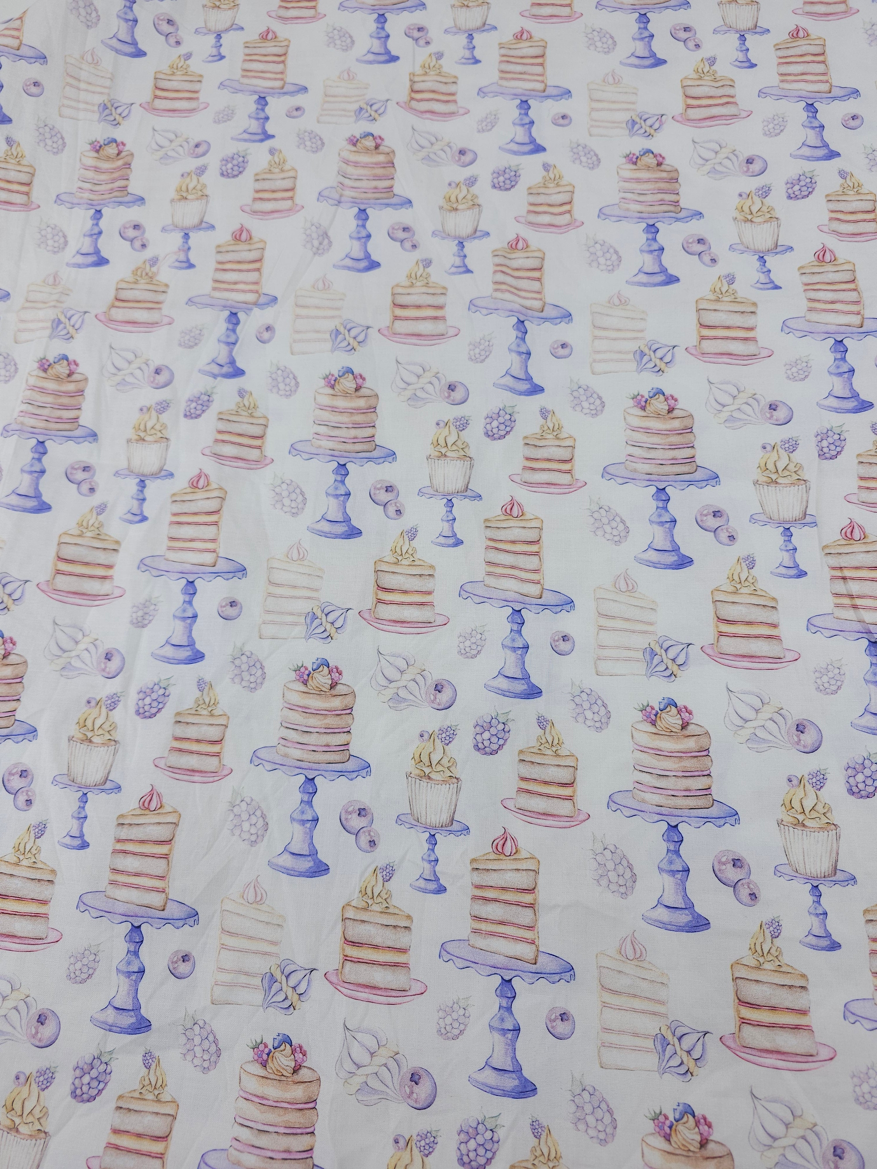 Cake parade Cotton- 1.4m piece