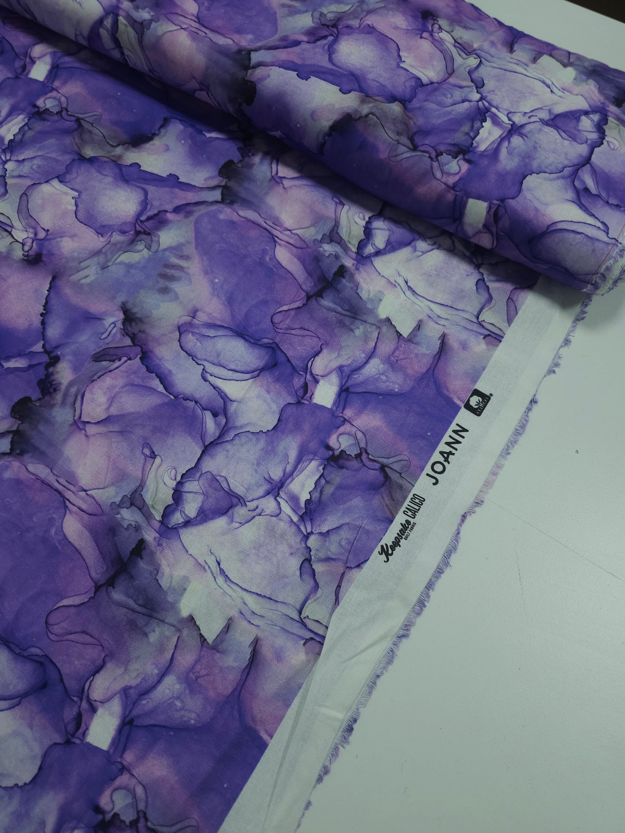 Light Purple Marble Diffusion 100% Cotton - Joann