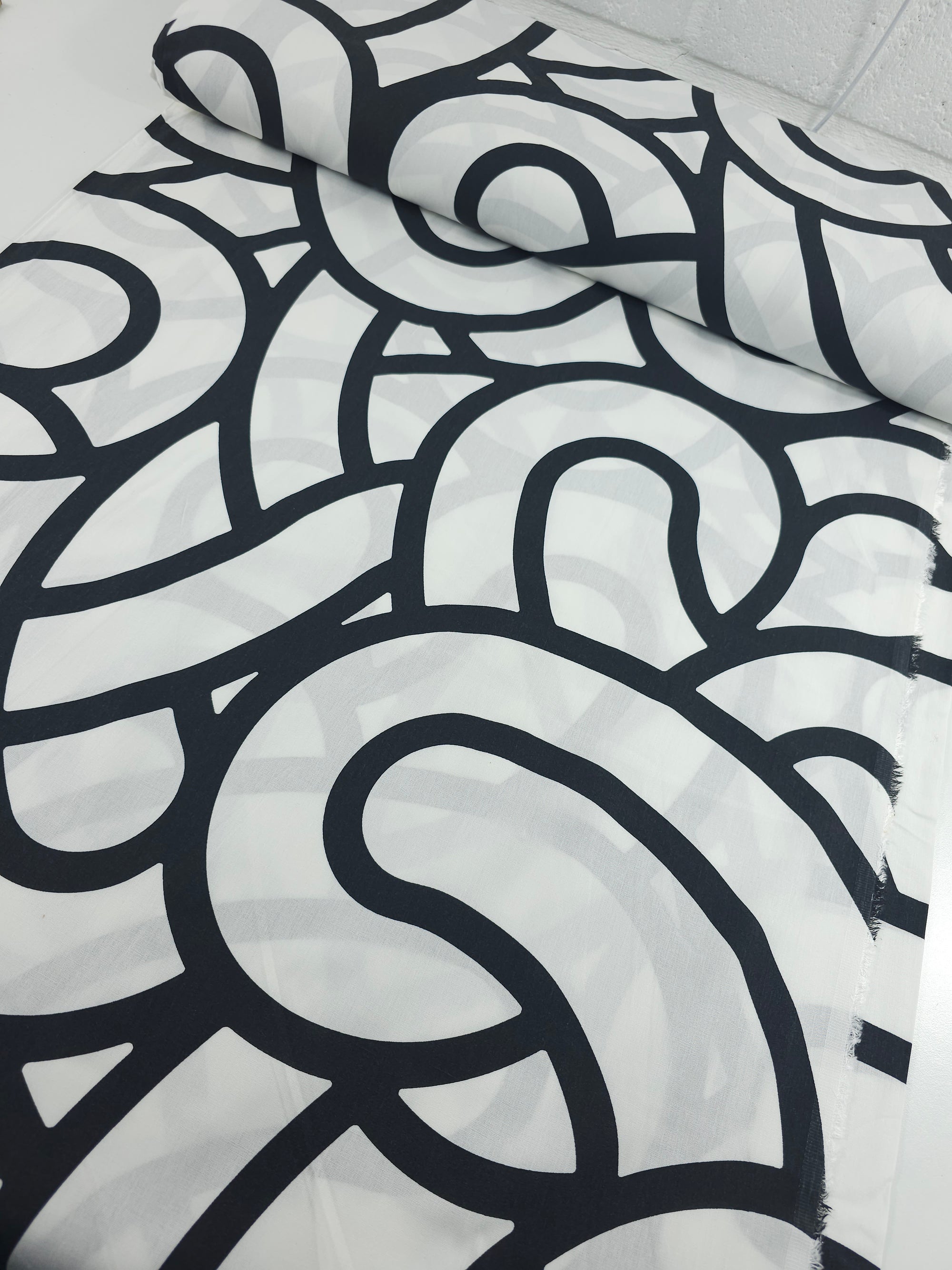 White/Black Large Knot Links 100% Cotton 90" - Ikea *EXTRA WIDE*