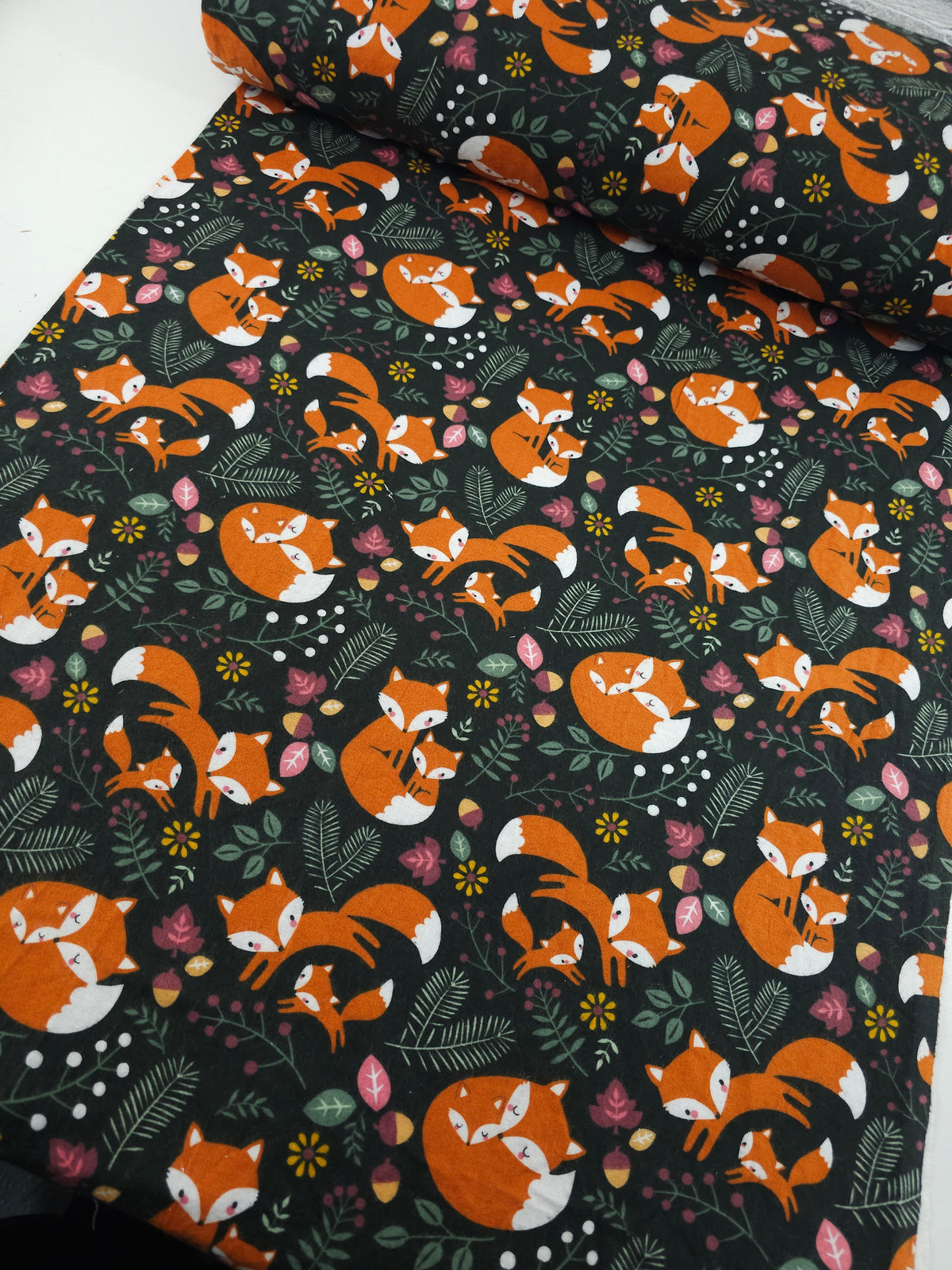 Sweet Foxes Lightweight Flannel Cotton - Joann