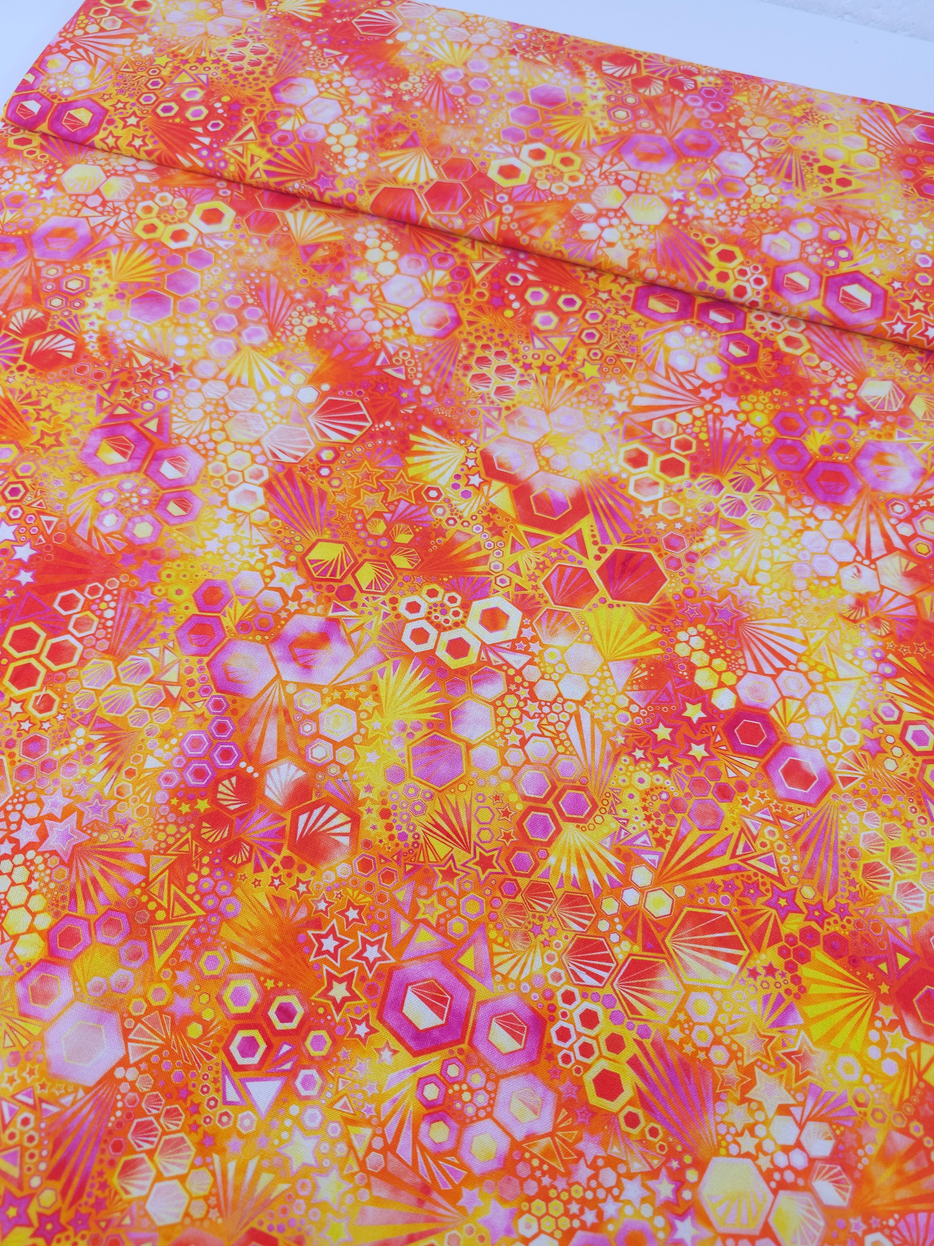 Orange/Pink Star Phantasma 100% Cotton - Robert Kaufman