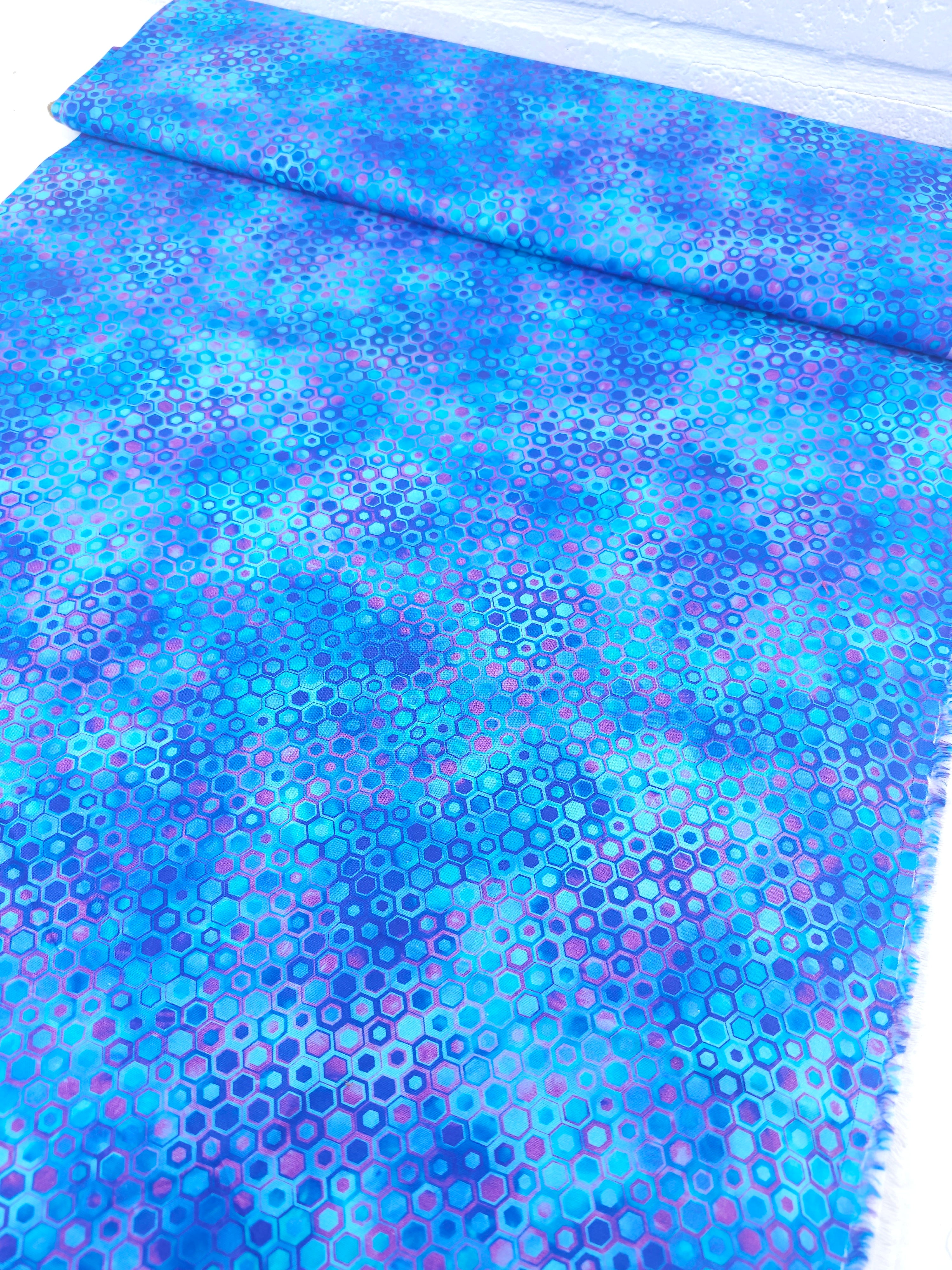 Blue Hexagon Phantasma 100% Cotton - Robert Kaufman