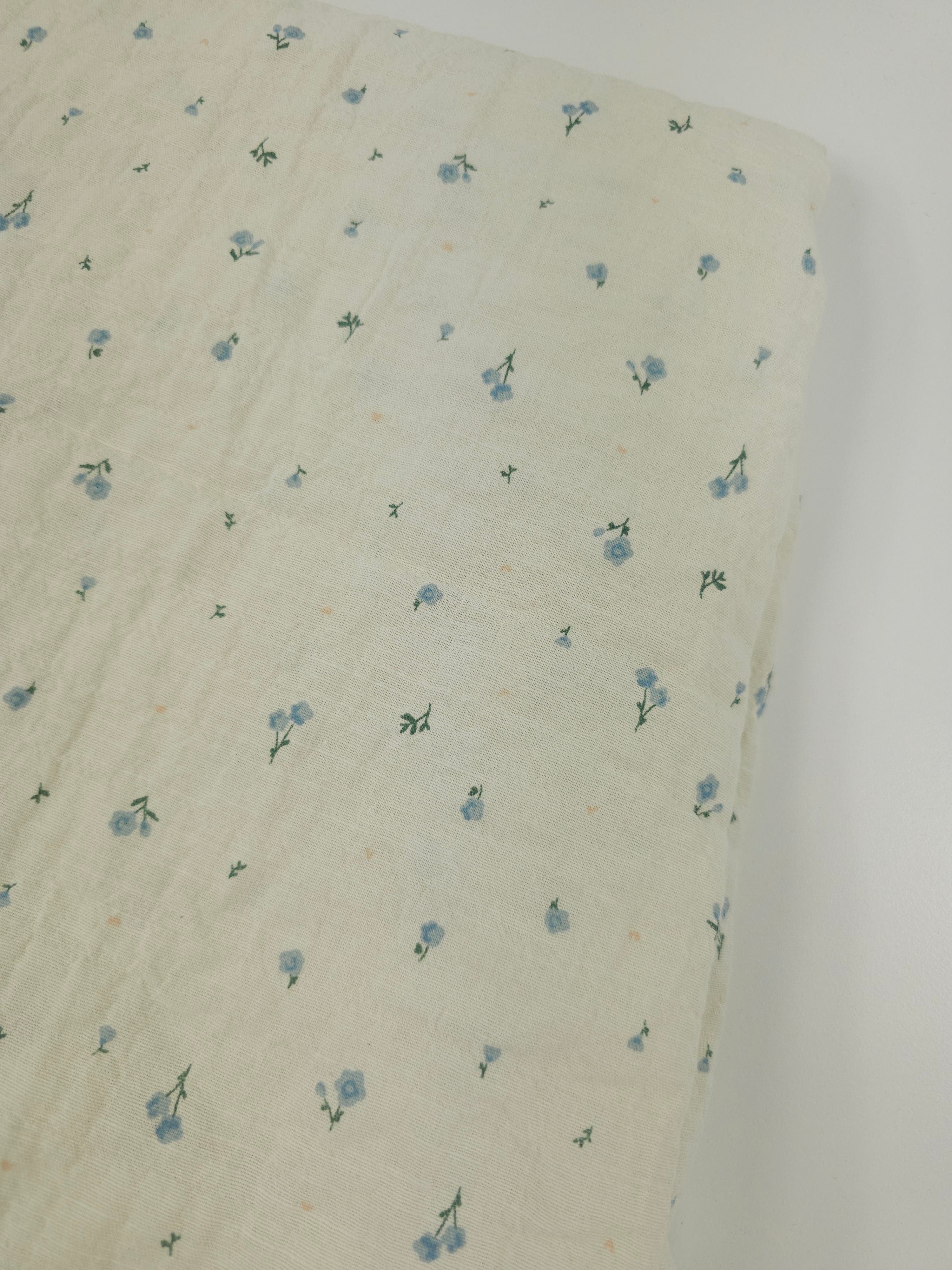 Blue/Cream Ditsy Flower Cotton Muslin (Various Sizes)