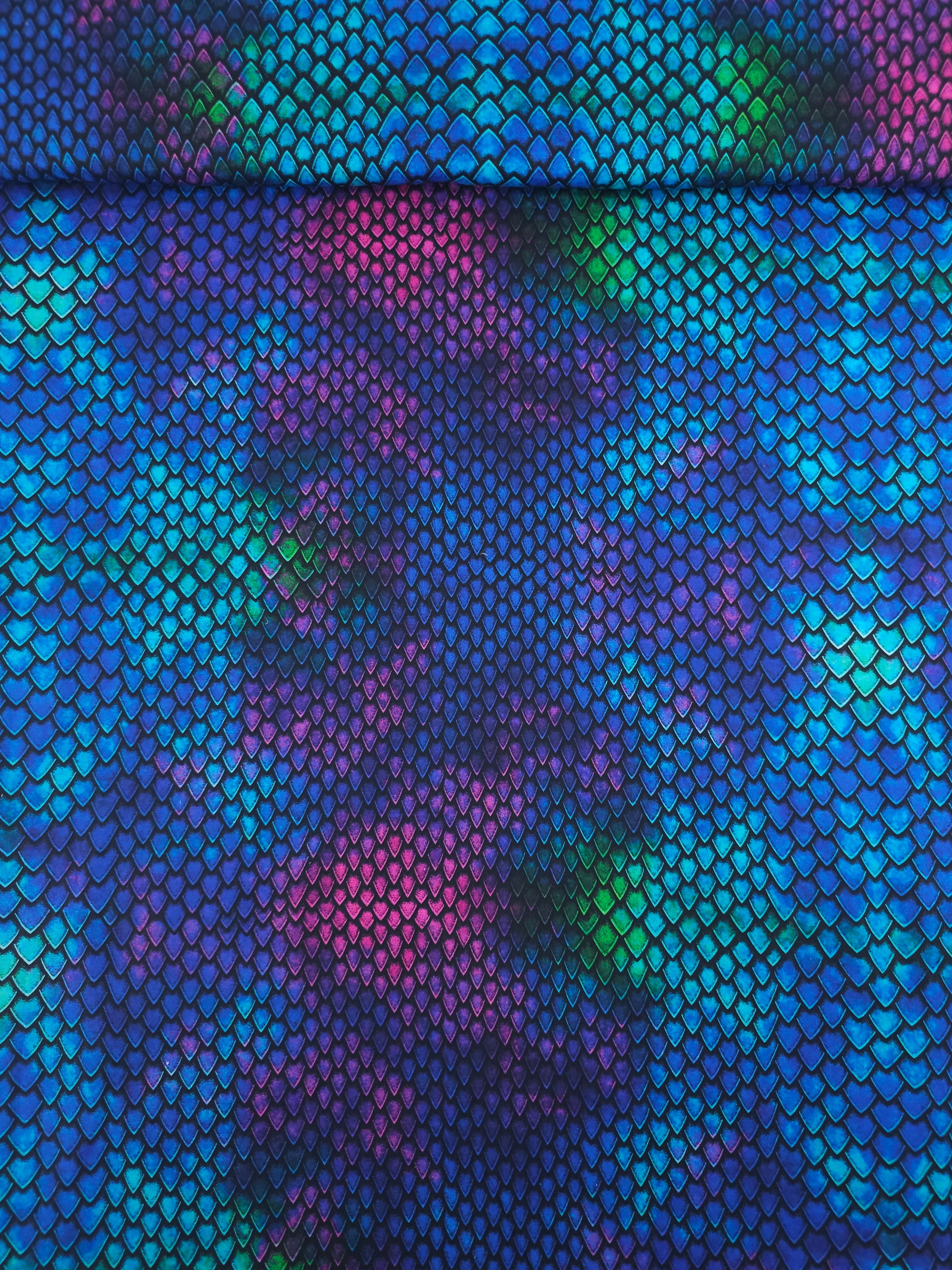 Lumi Dino Texture Scales 100% Cotton