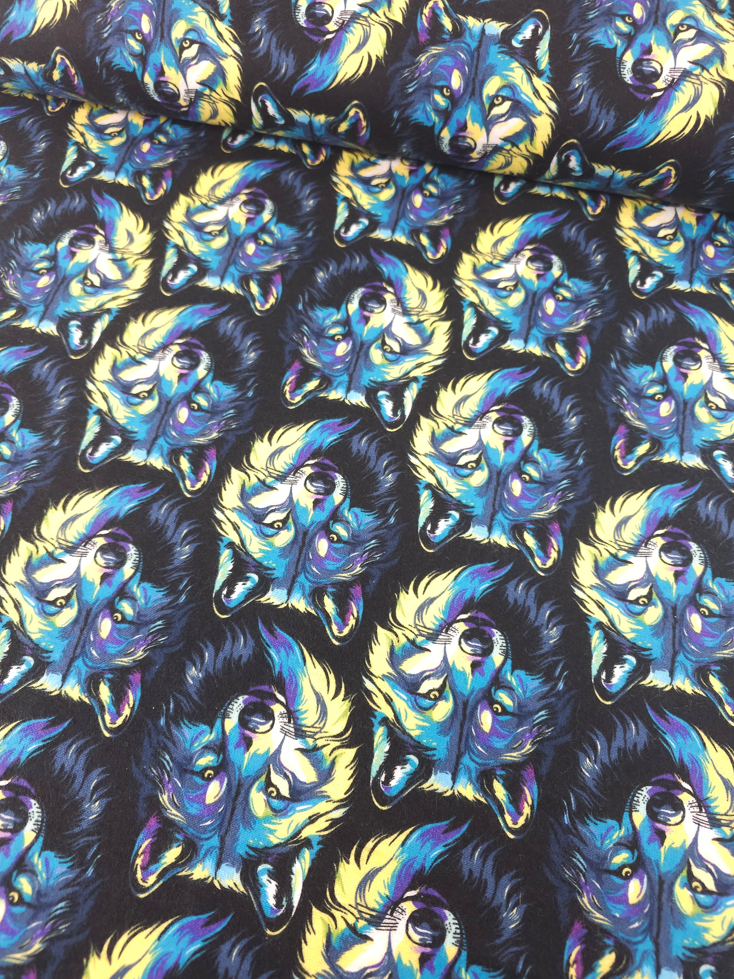 Icy Wolf Lightweight Flannel Cotton