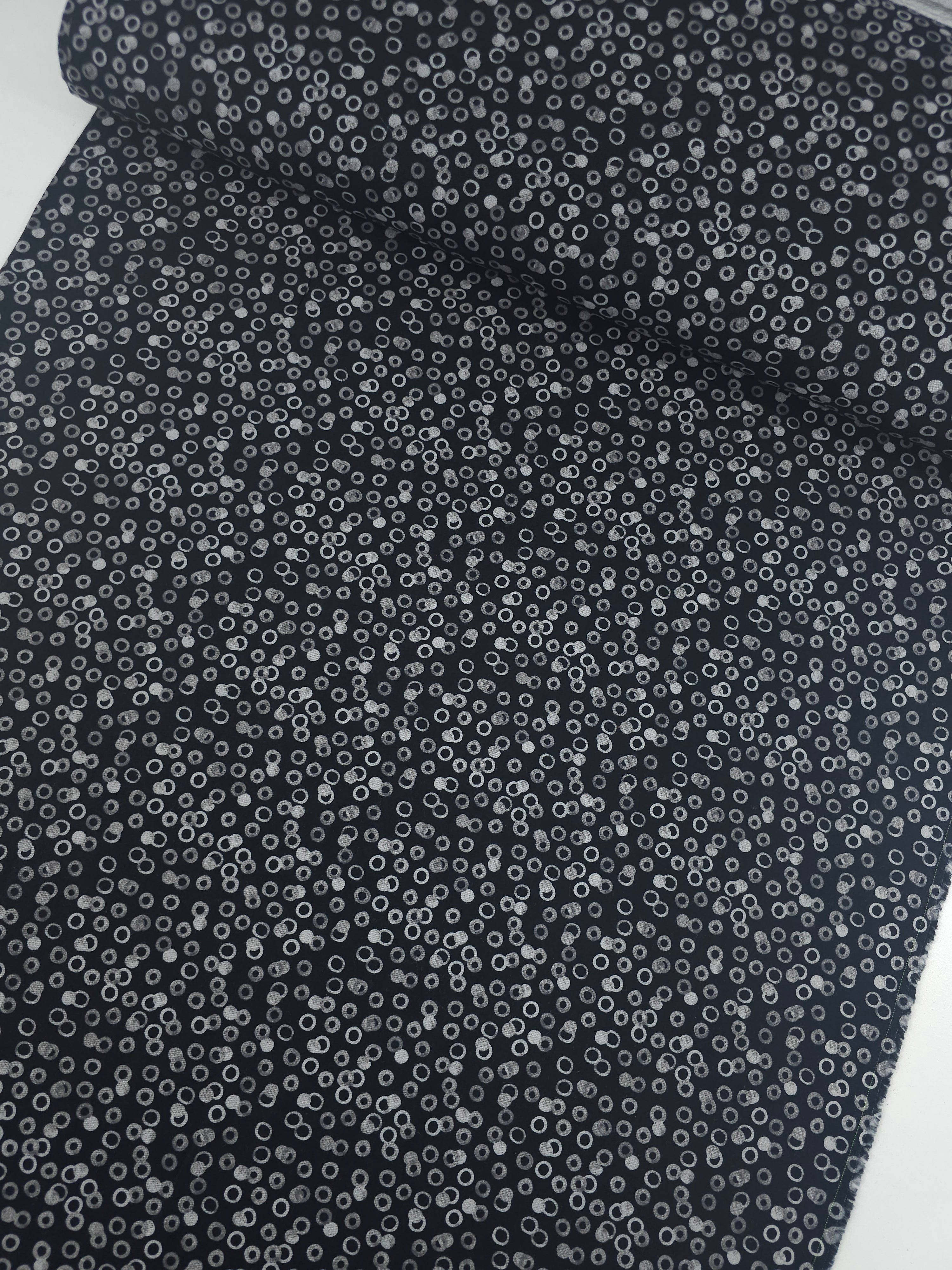 Black/Grey Irregular O Ring 100% Cotton