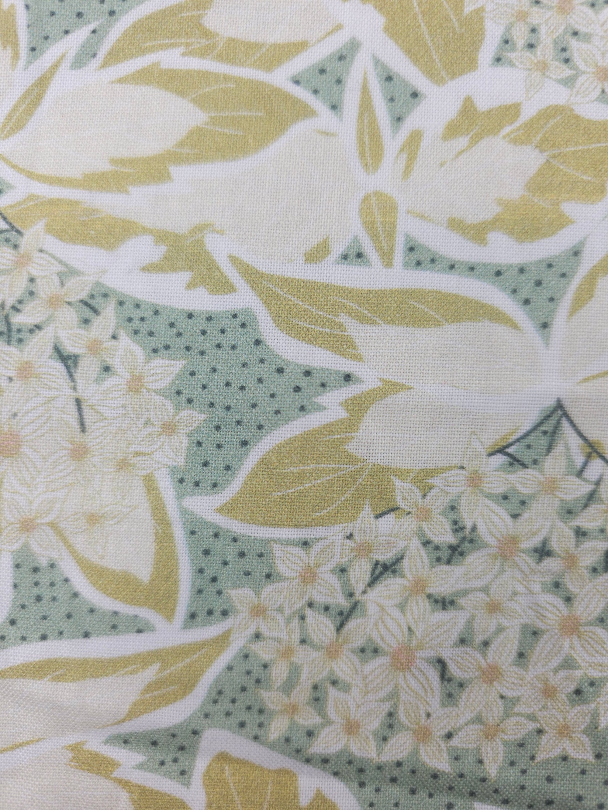 Spotted leaf Cotton- 2.1m piece